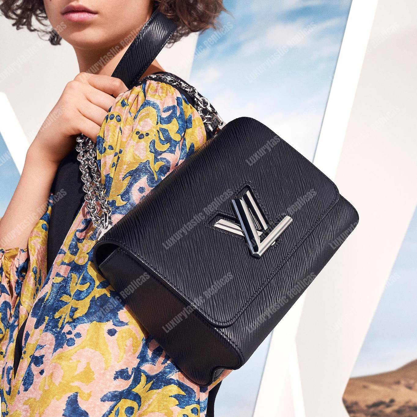 LV Twist MM Epi Leather Black
