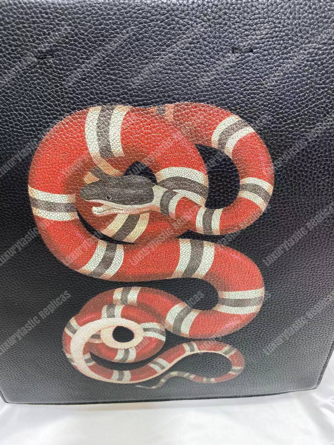 G*u*i kingsnake print leather tote
