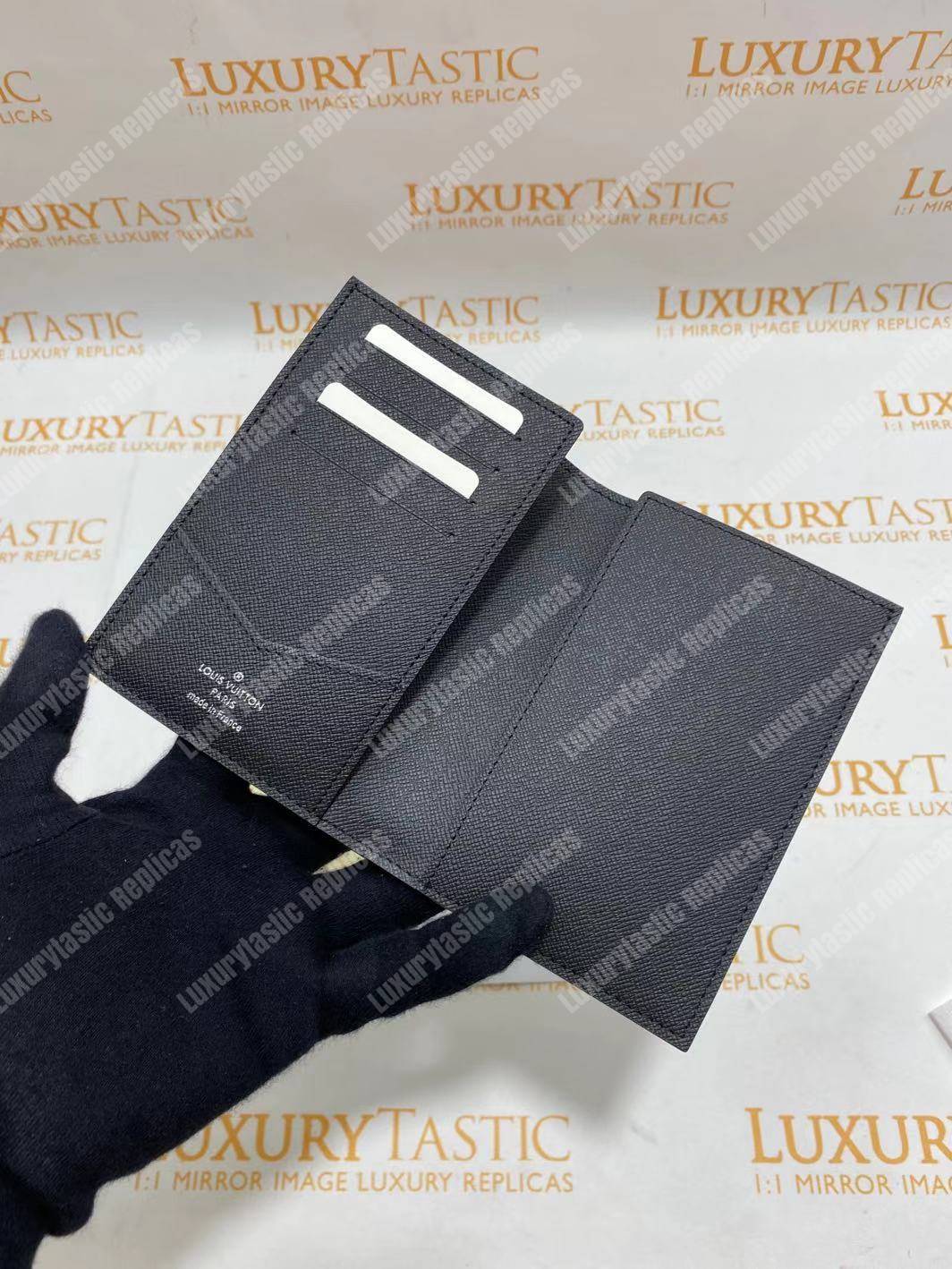 LV Passport Cover Monogram Eclipse