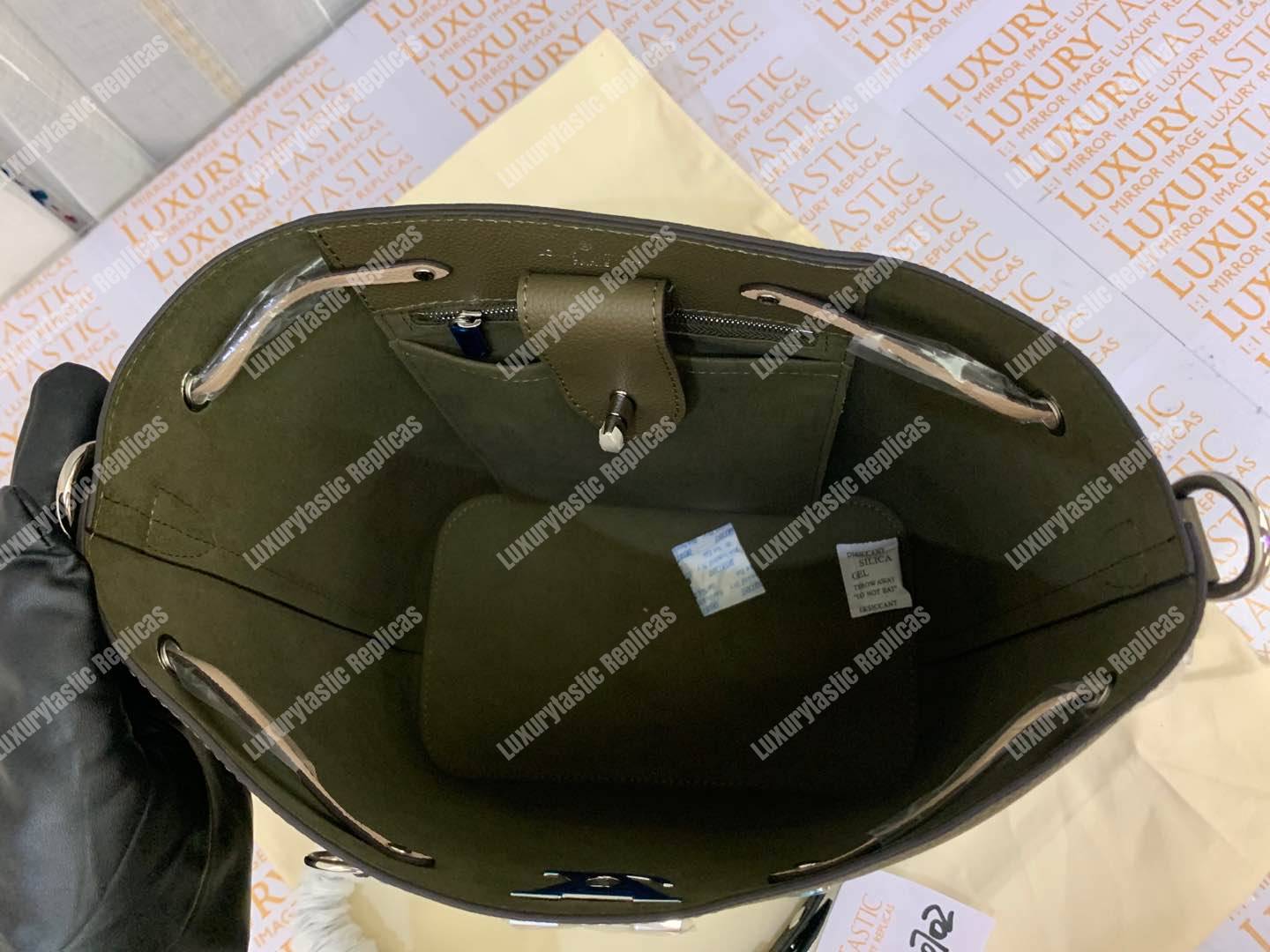 LV LockMe Bucket Laurier Toffee Latte Black