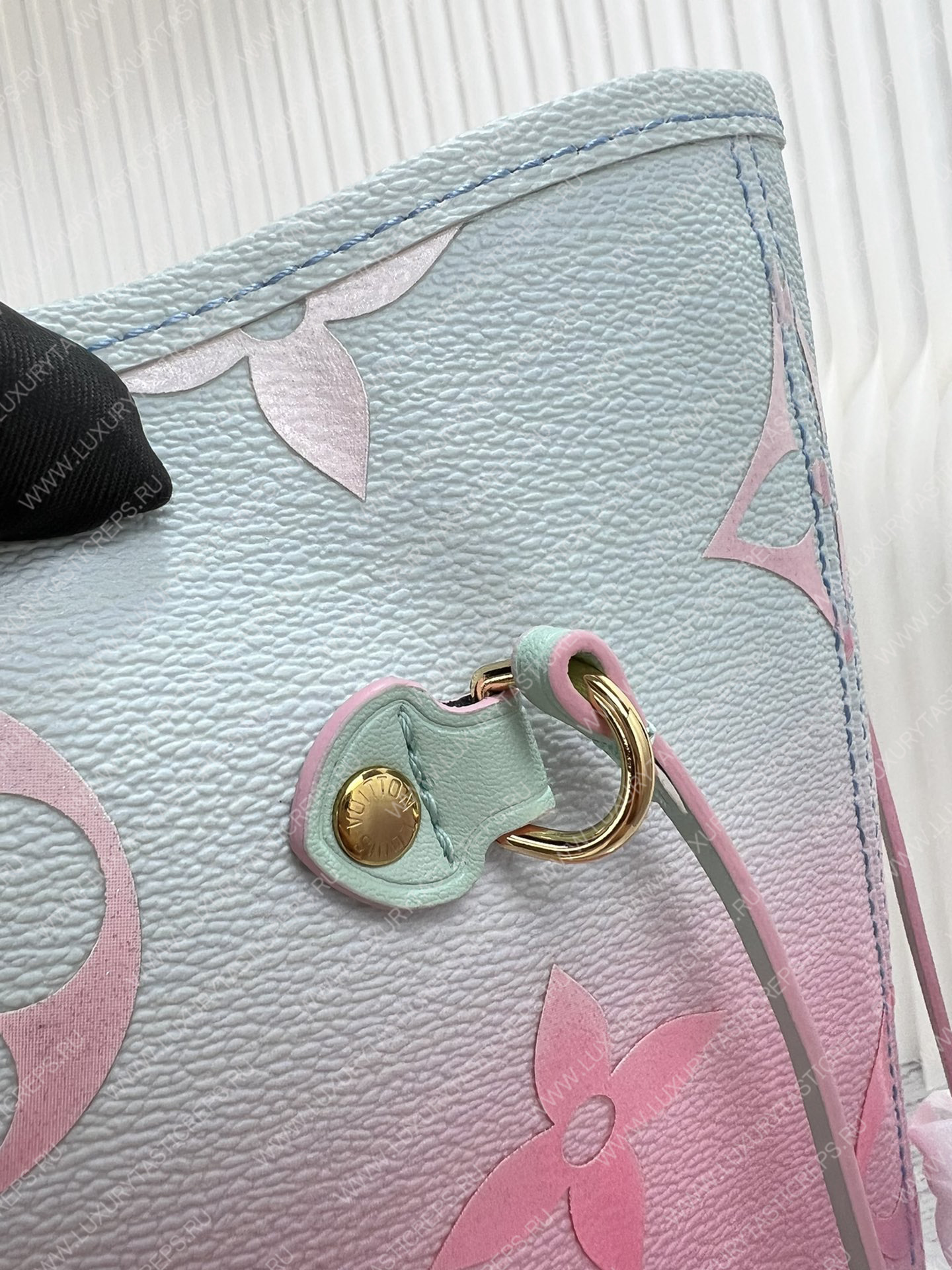 l**is V*t*n neverfull mm pastel colors m46381