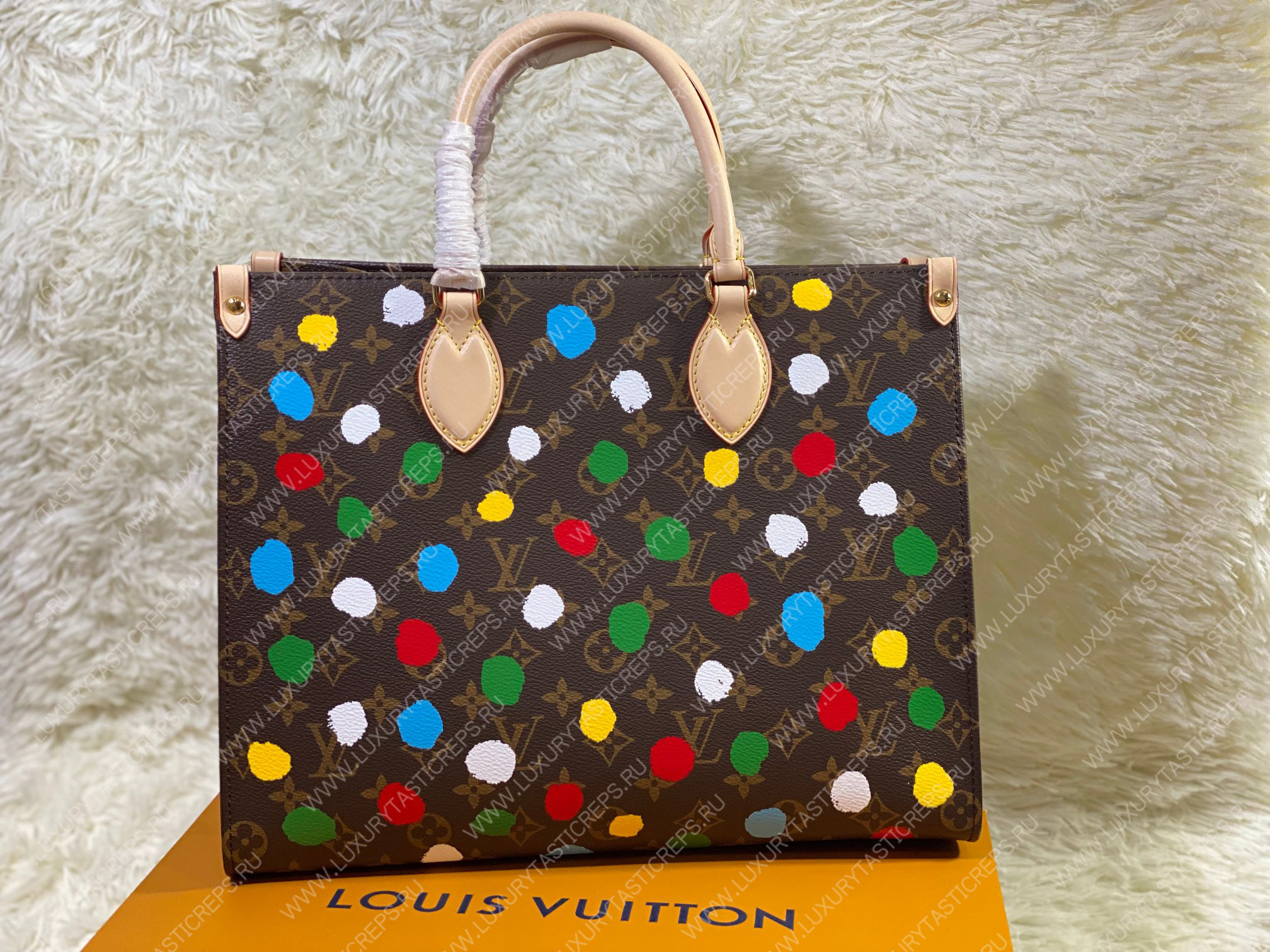 l**is V*t*n lv x yk onthego mm​ brown m46379