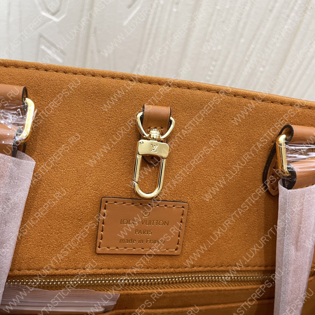 l**is V*t*n lv x yk onthego mm​ arizona beige / cream m45982