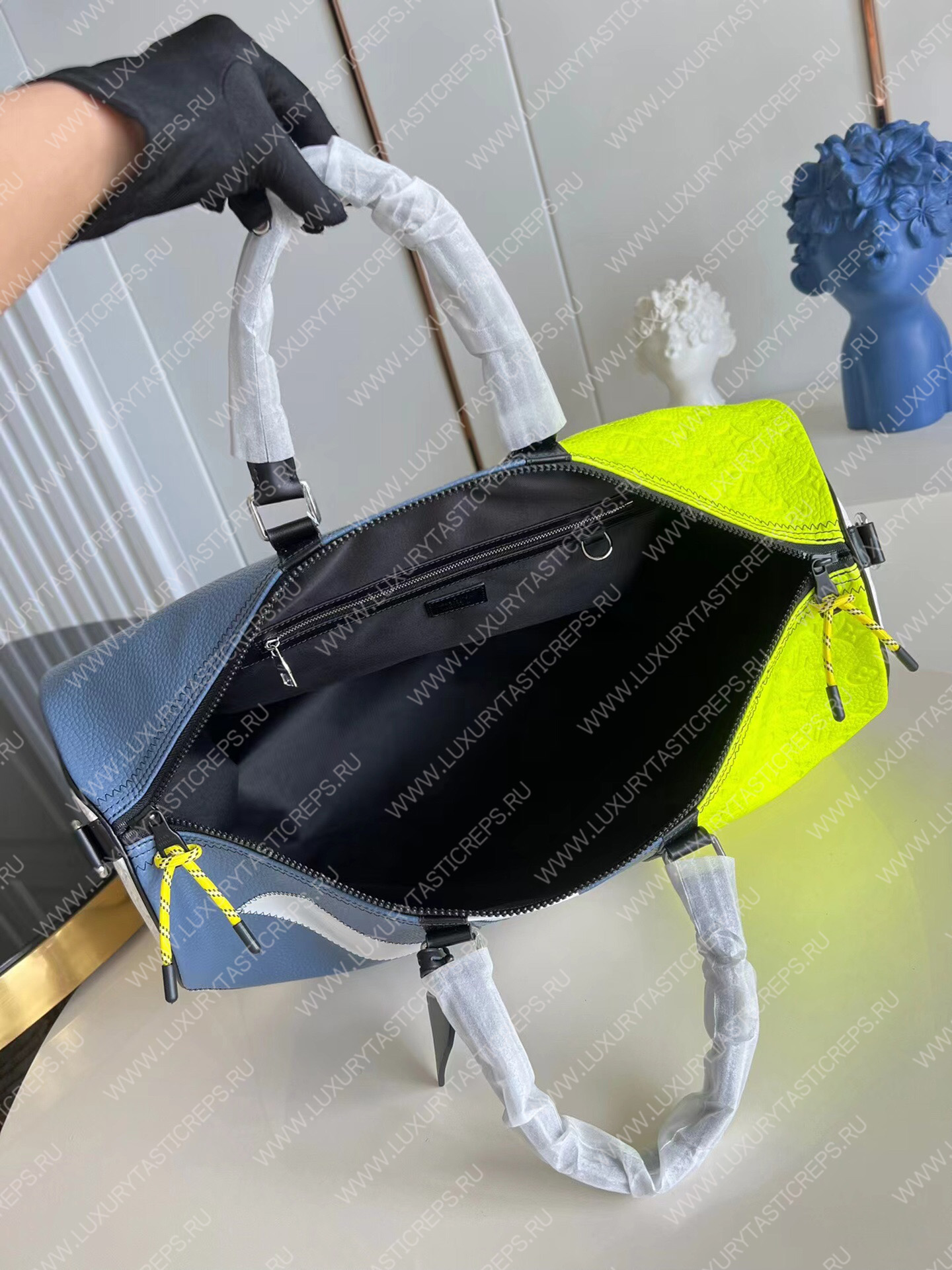 l**is V*t*n keepall 50b yellow m59922