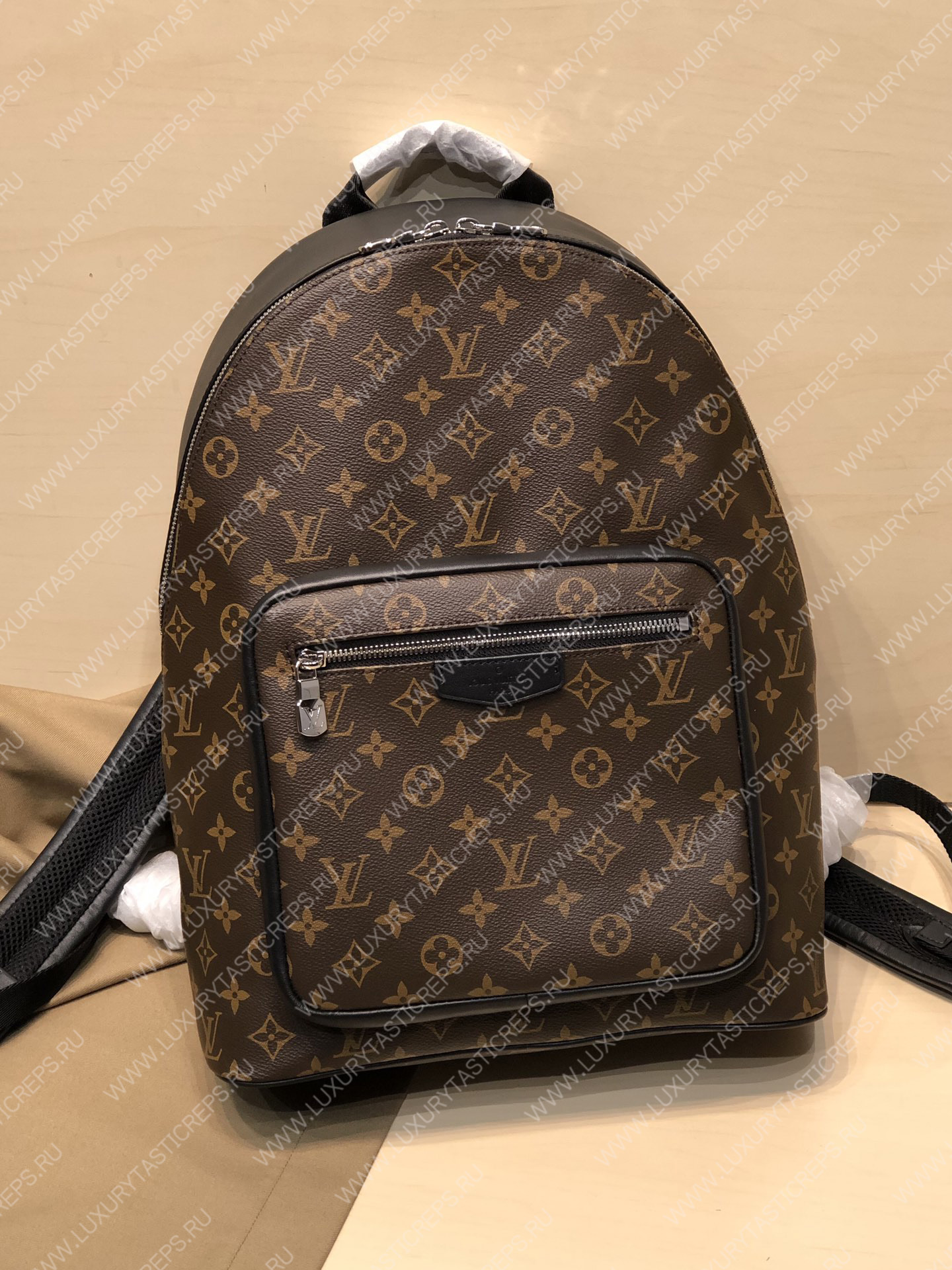 l**is V*t*n josh backpack brown m45349