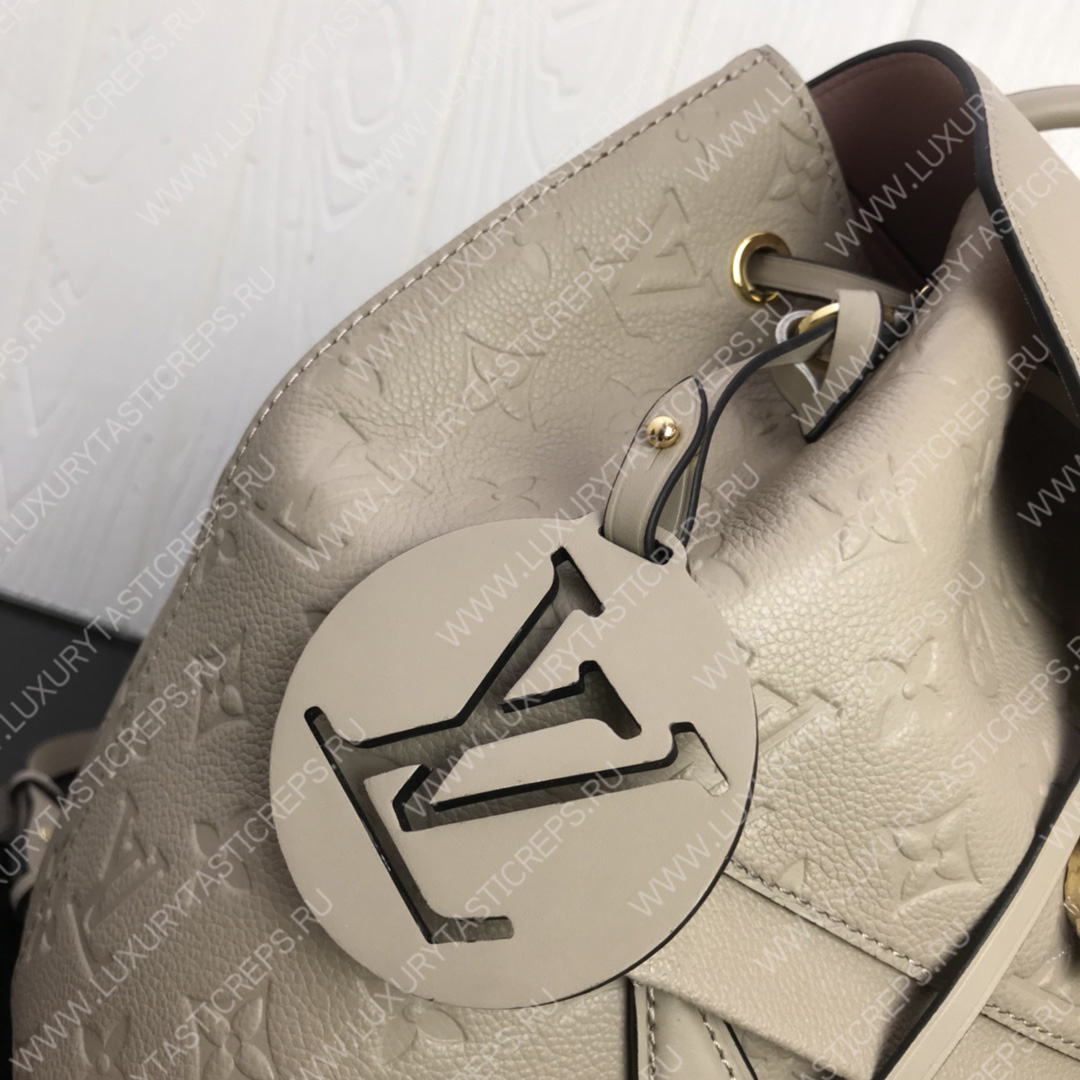 l**is V*t*n montsouris backpack tourterelle gray m45410