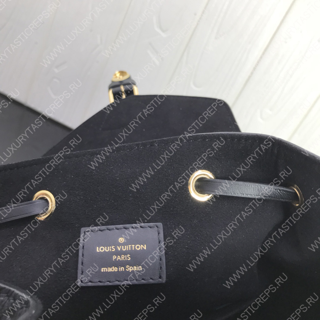 l**is V*t*n montsouris backpack black m45410
