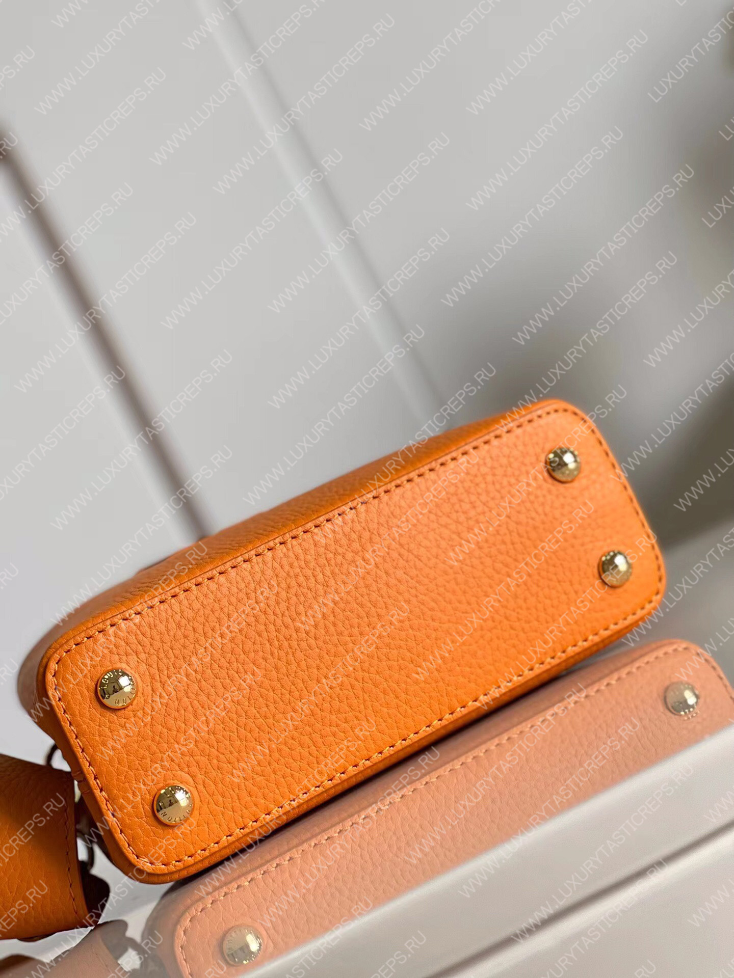 l**is V*t*n capucines mini topaze imperiale orange n81210  style: n81210