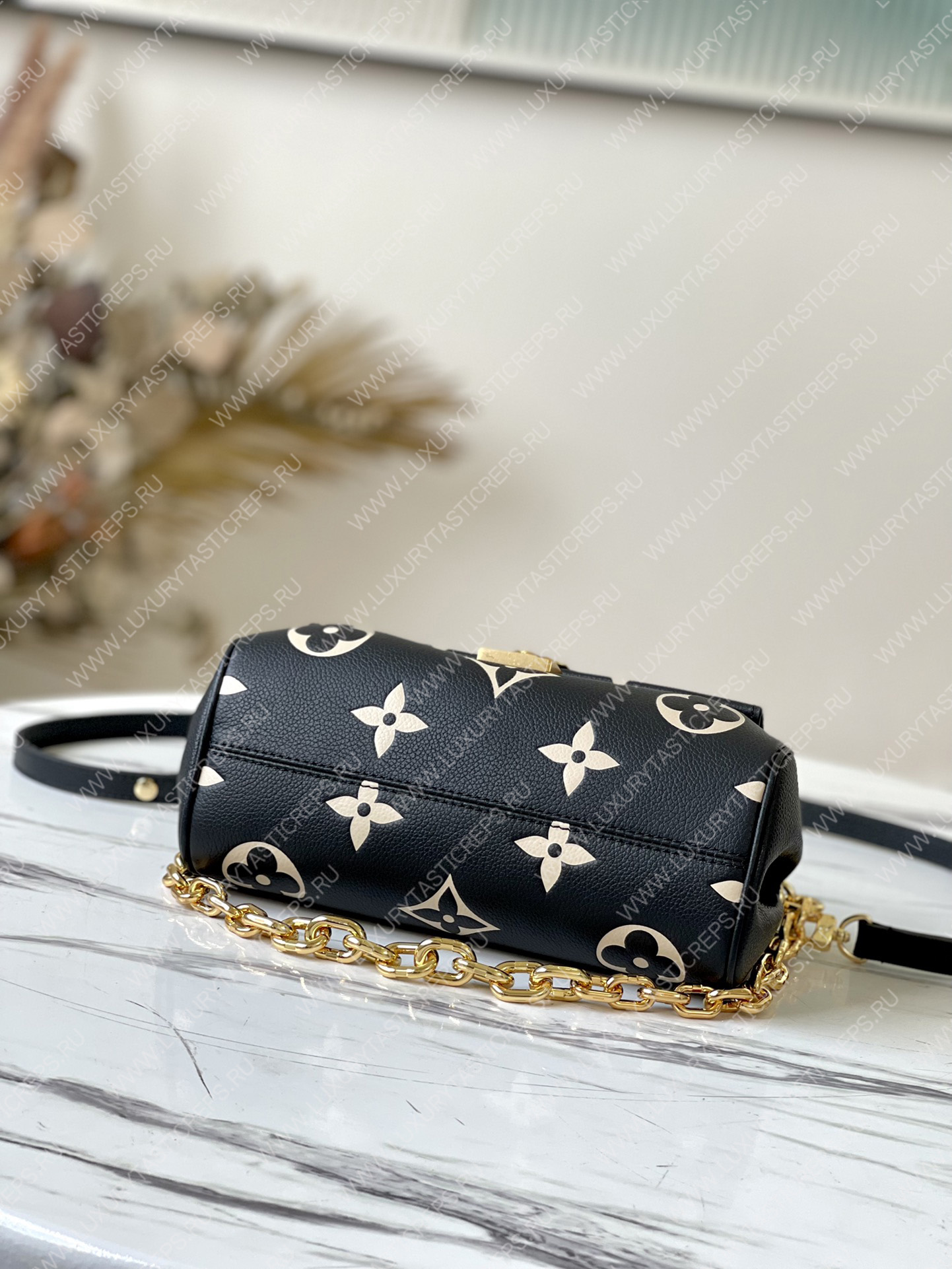 l**is V*t*n favorite black/beige m45859