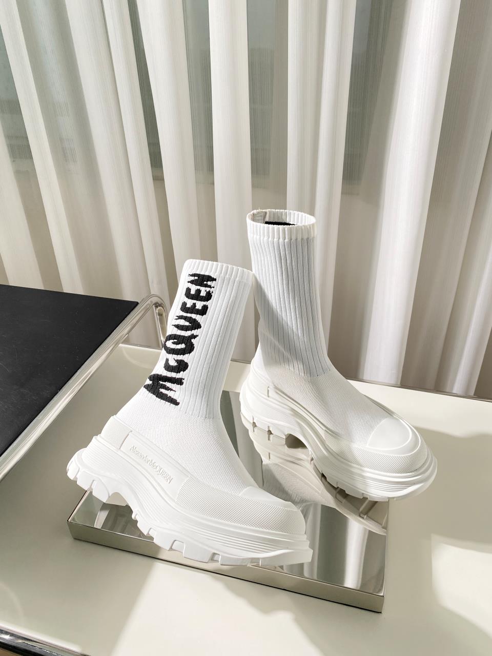 ALEXANDER MCQUEEN KNIT TREAD SLICK BOOT WHITE 705671W4TV19787