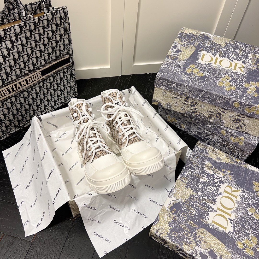 D*or d-rise ankle boot beige kci767tfc