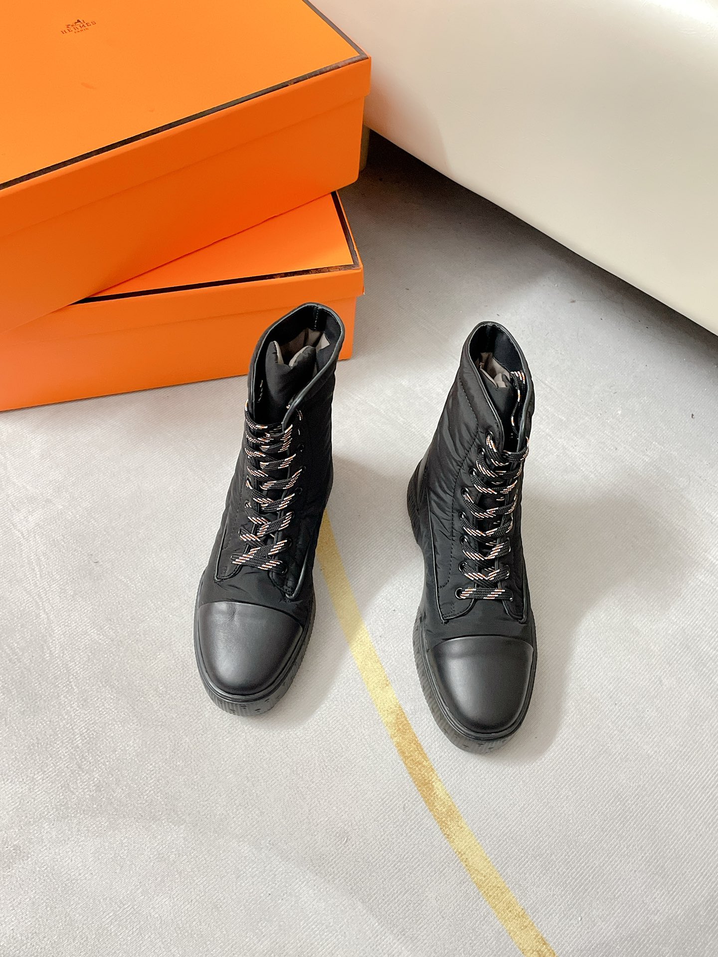 H**mes fresh ankle boot black h222052z