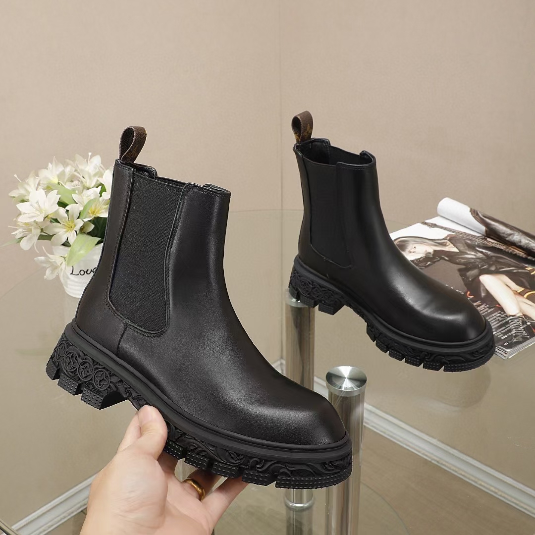 l**is V*t*n baroque chelsea boots black 1aahbd