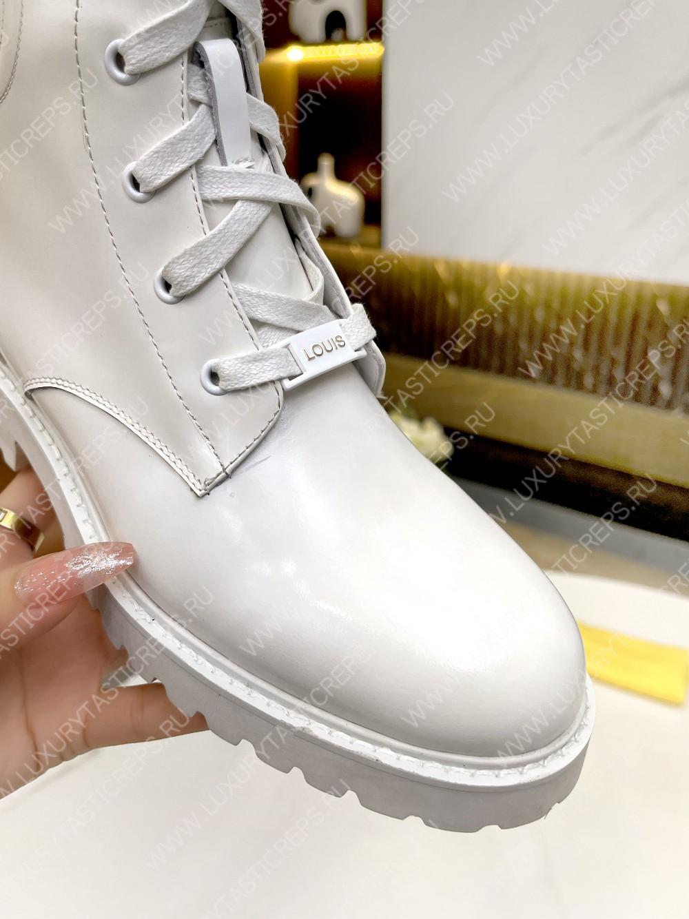 l**is V*t*n territory flat high ranger white 1aabca