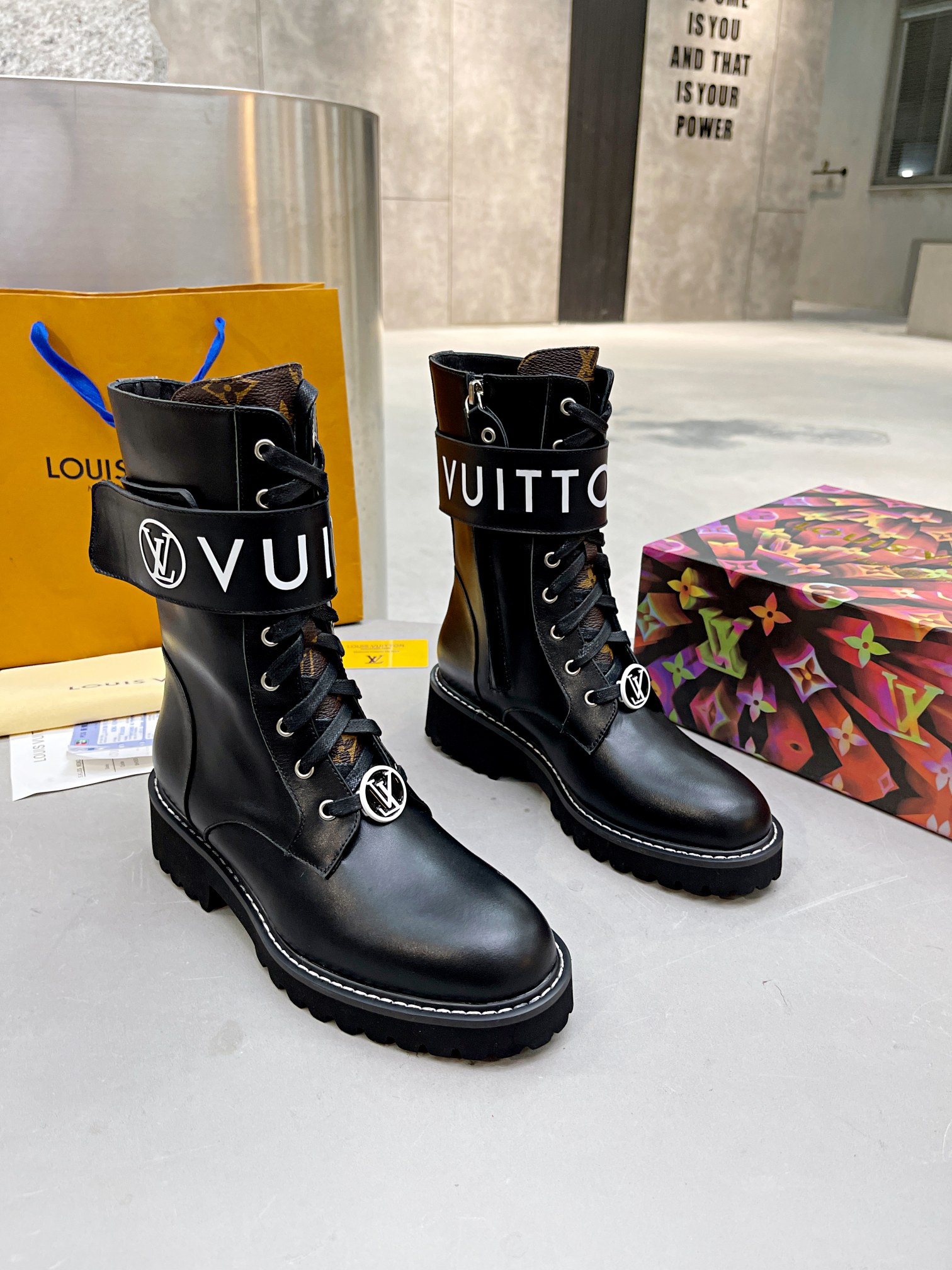 l**is V*t*n territory flat ranger boots black 1a9hae