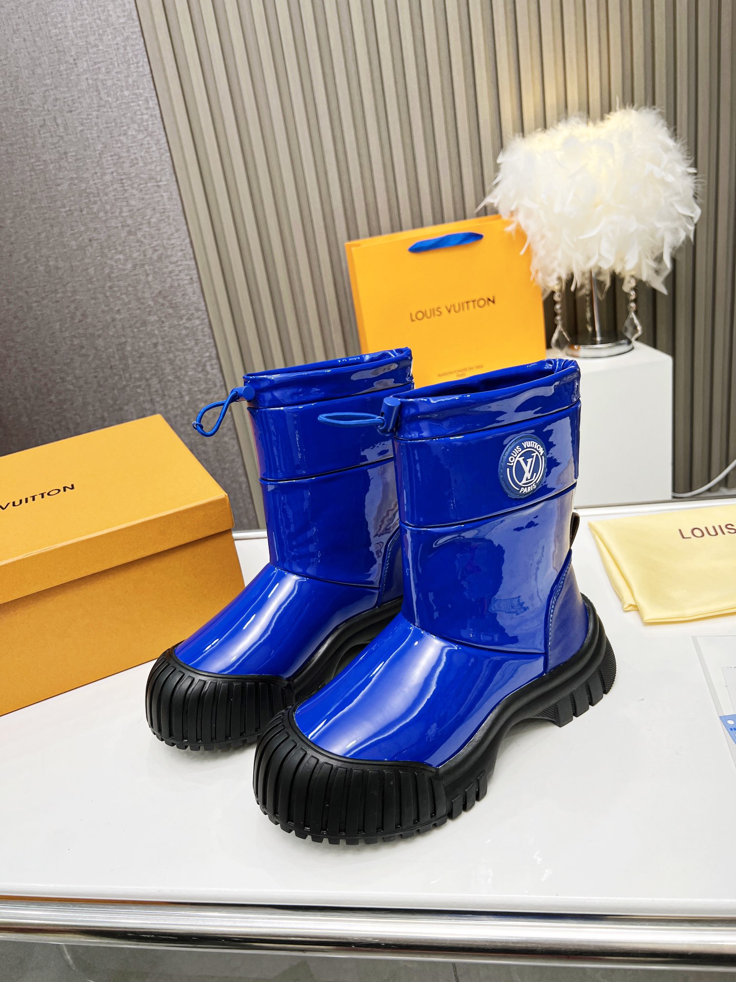 l**is V*t*n ruby flat hallf boots blue 1aalzo