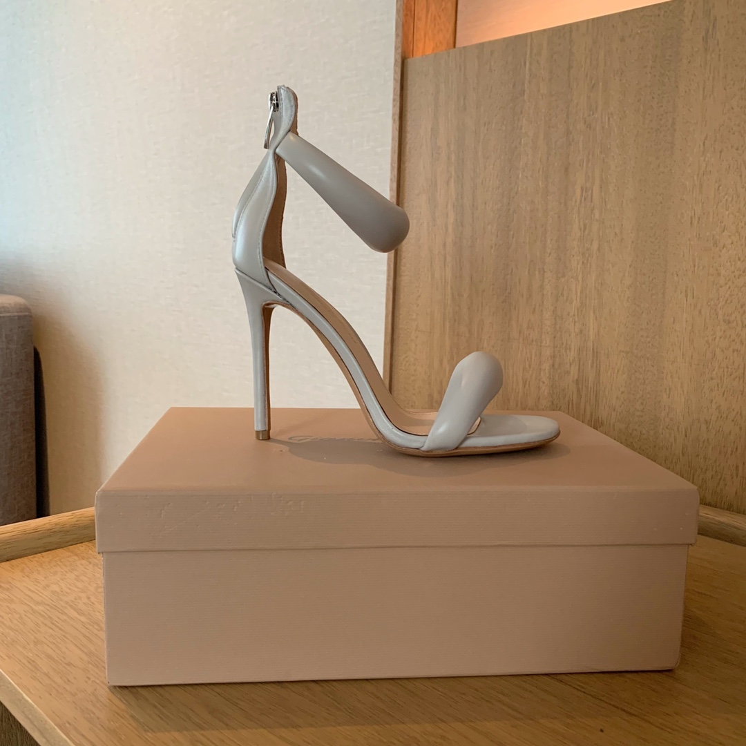 GIANVITO ROSSI BIJOUX NAPPA SANDAL WHITE G61635