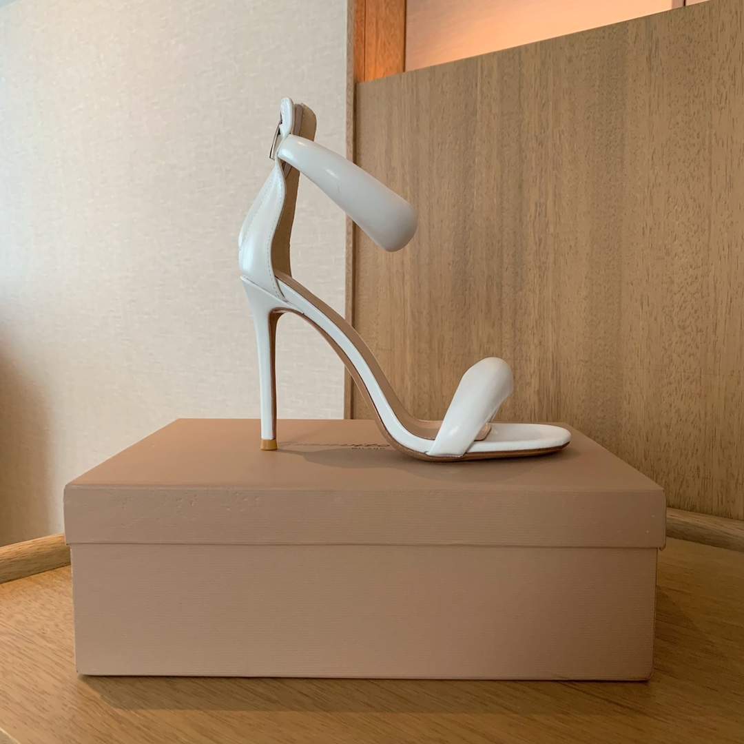 GIANVITO ROSSI BIJOUX NAPPA SANDAL WHITE G61635
