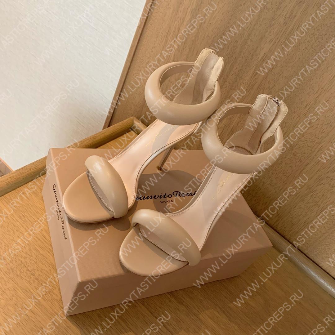 GIANVITO ROSSI BIJOUX NAPPA SANDAL FAWN G61635