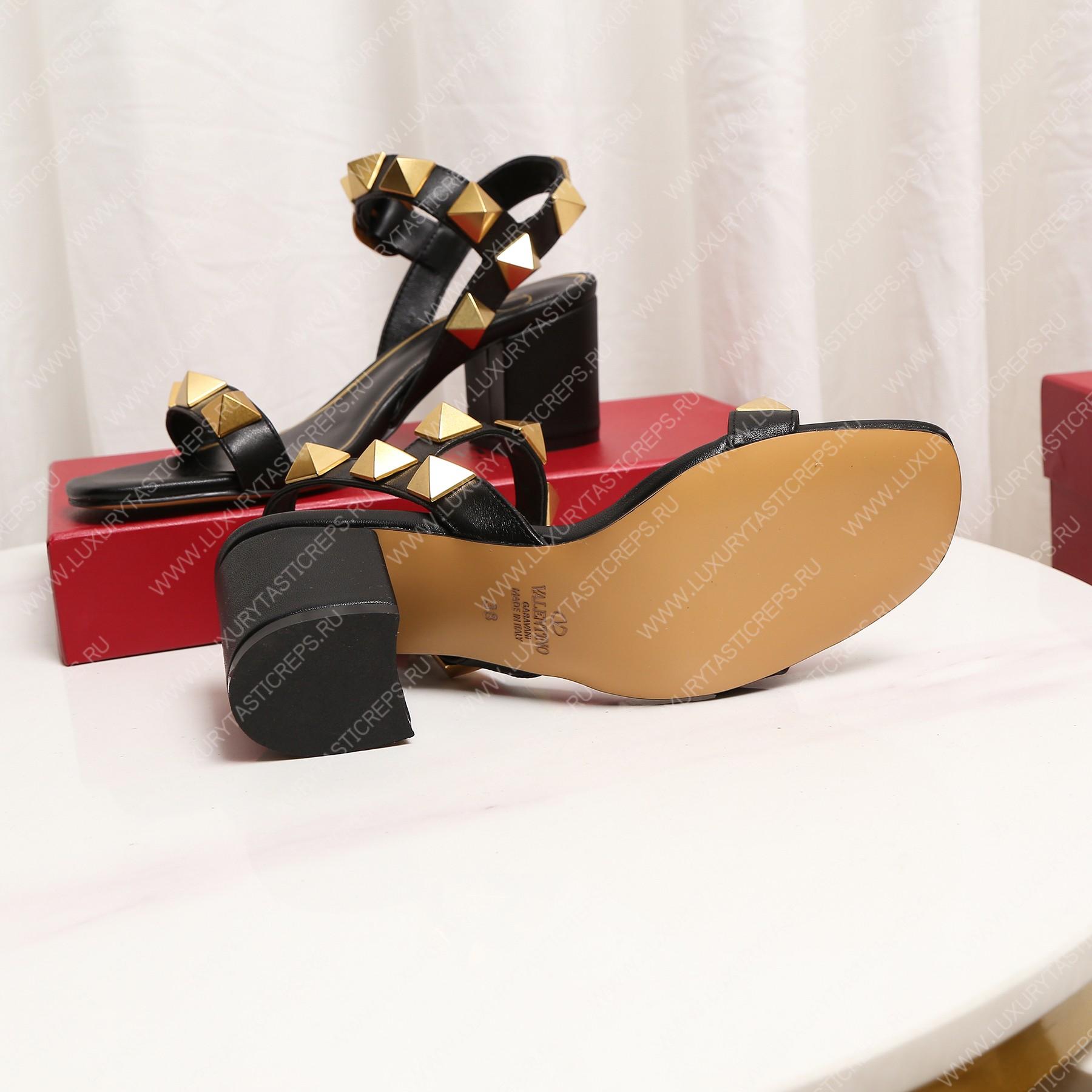 VALENTINO ROMAN STUD SANDAL BLACK 1W2S0CR2ZWM