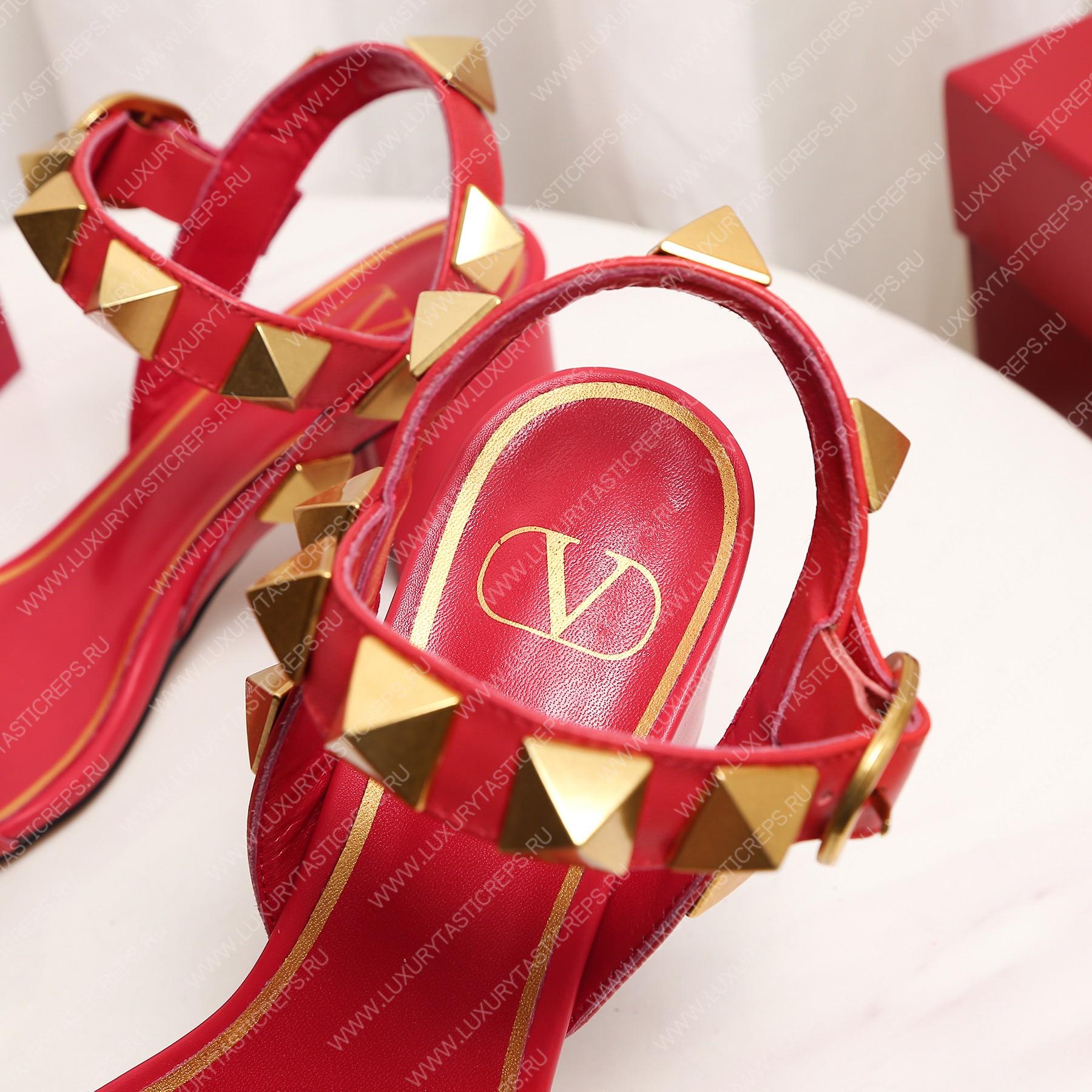 VALENTINO ROMAN STUD SANDAL ROSSO VALENTINO WW2S0CR2ZWM