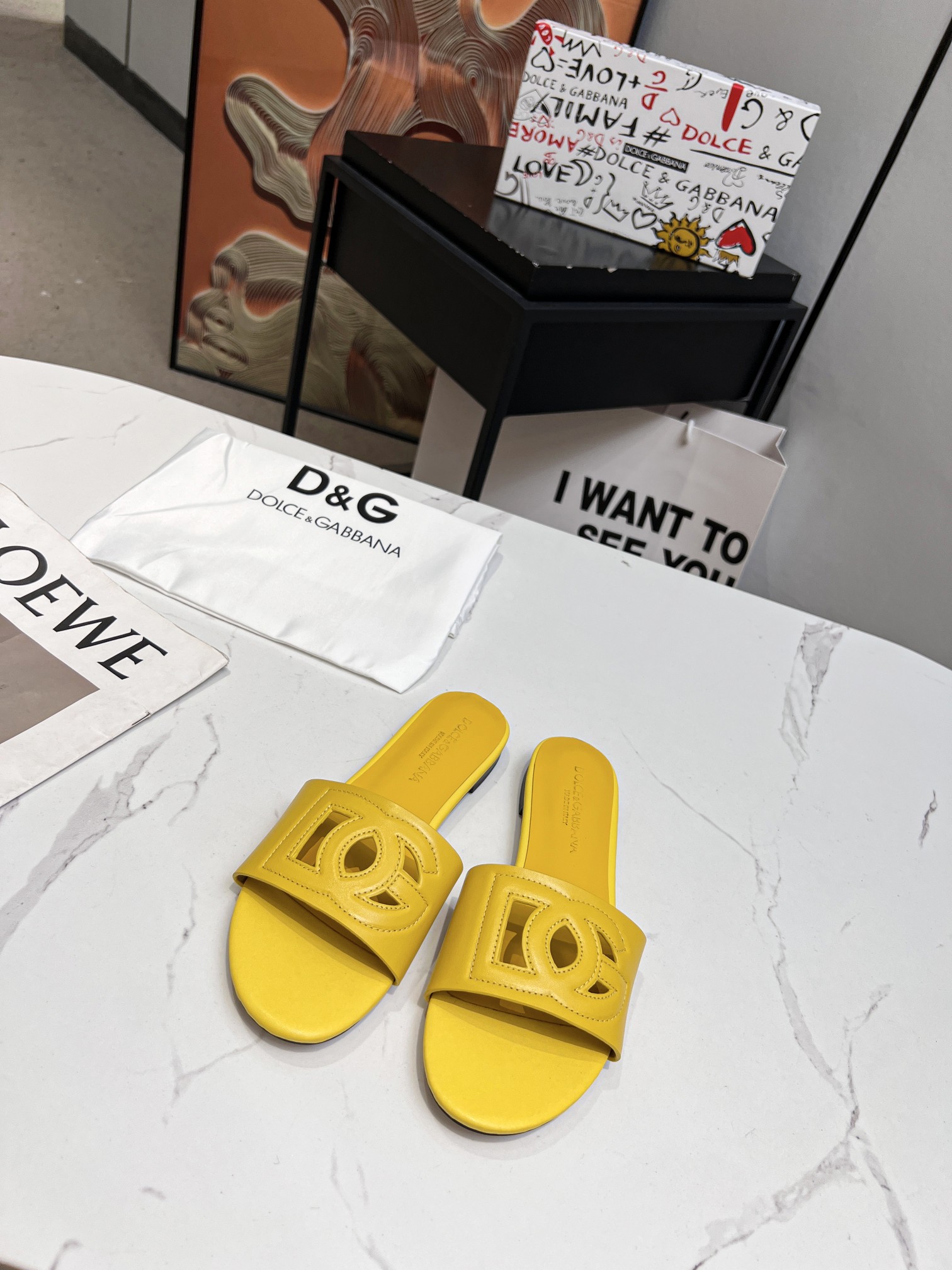 DOLCE & GABBANA CALFSKIN SLIDERS WITH DG LOGO YELLOW CQ0436AY