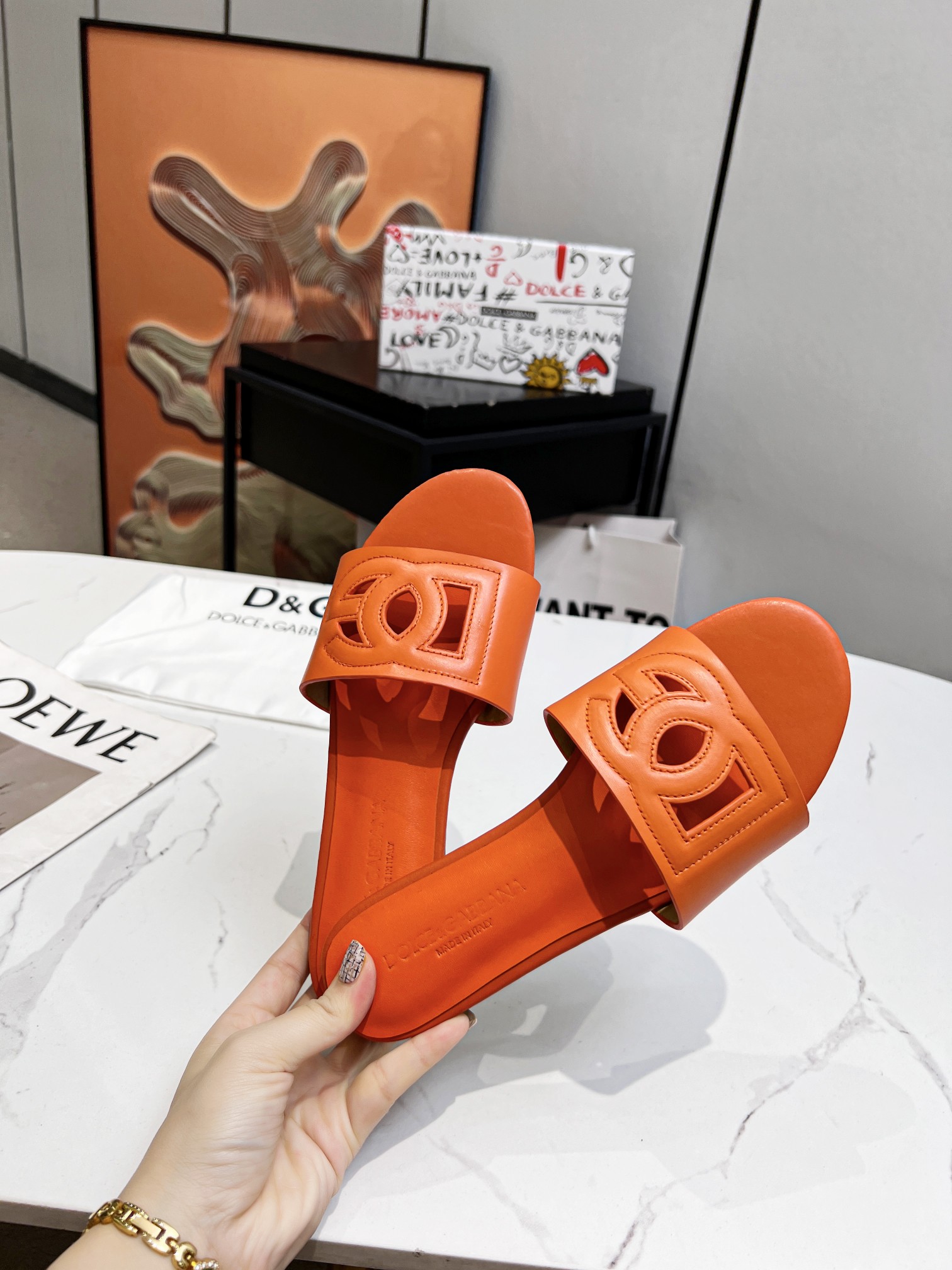 DOLCE & GABBANA CALFSKIN SLIDERS WITH DG LOGO ORANGE CQ0436AY