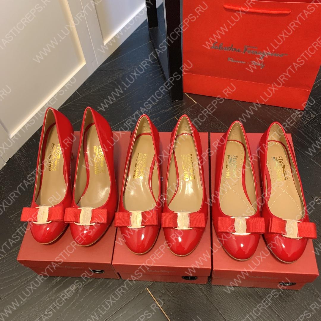 FERRAGAMO VERA BOW PUMP SHOE RED 01B221
