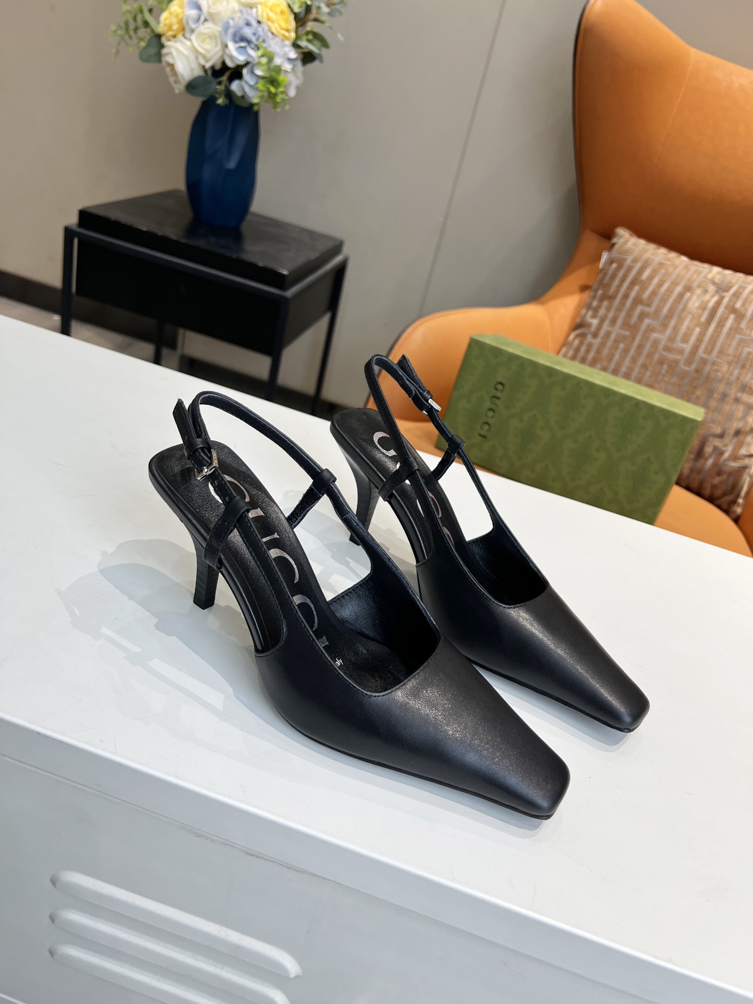 G*u*i slingback pump black 674666