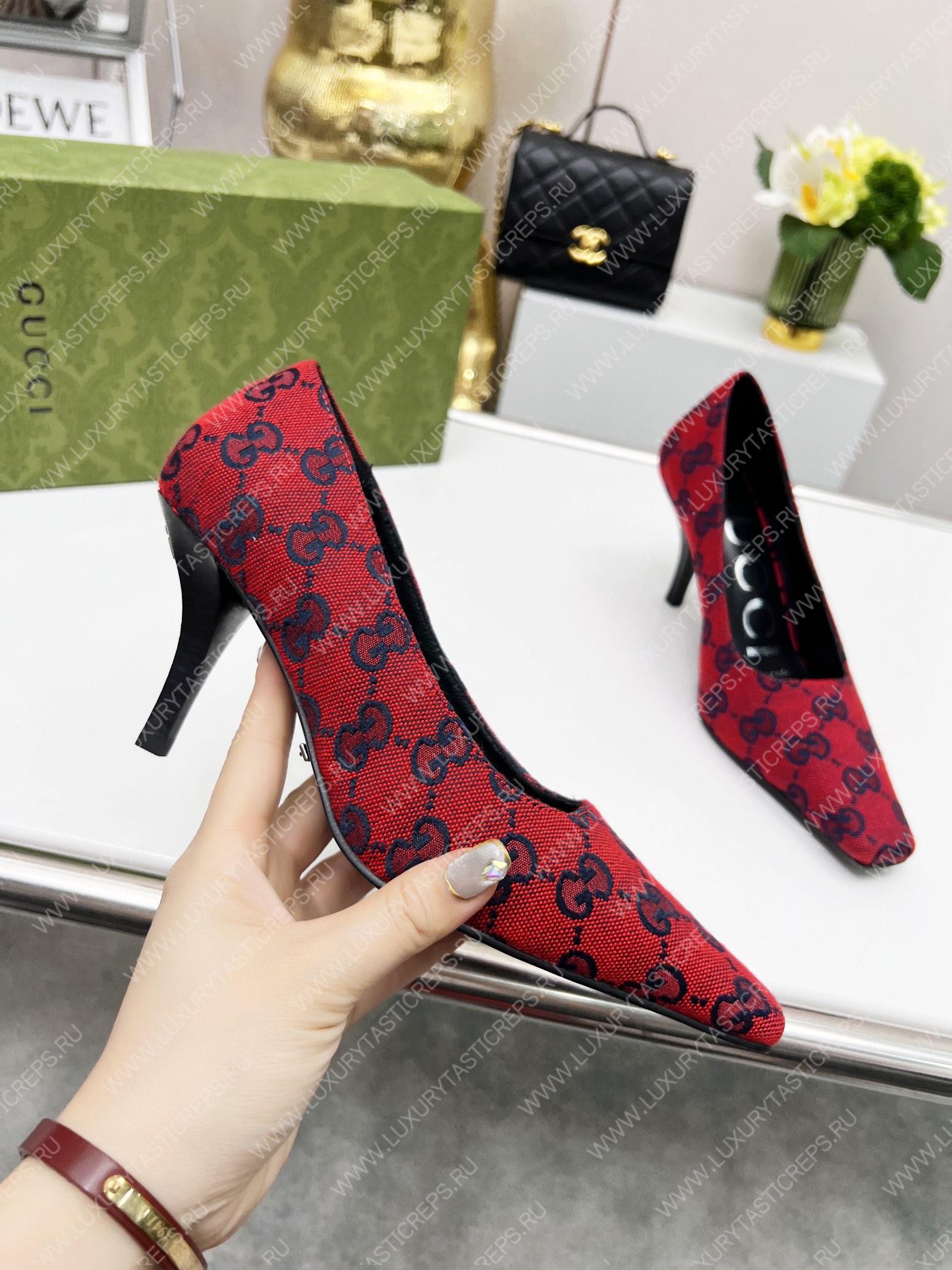 G*u*i women high heel pump red/dark blue 723430