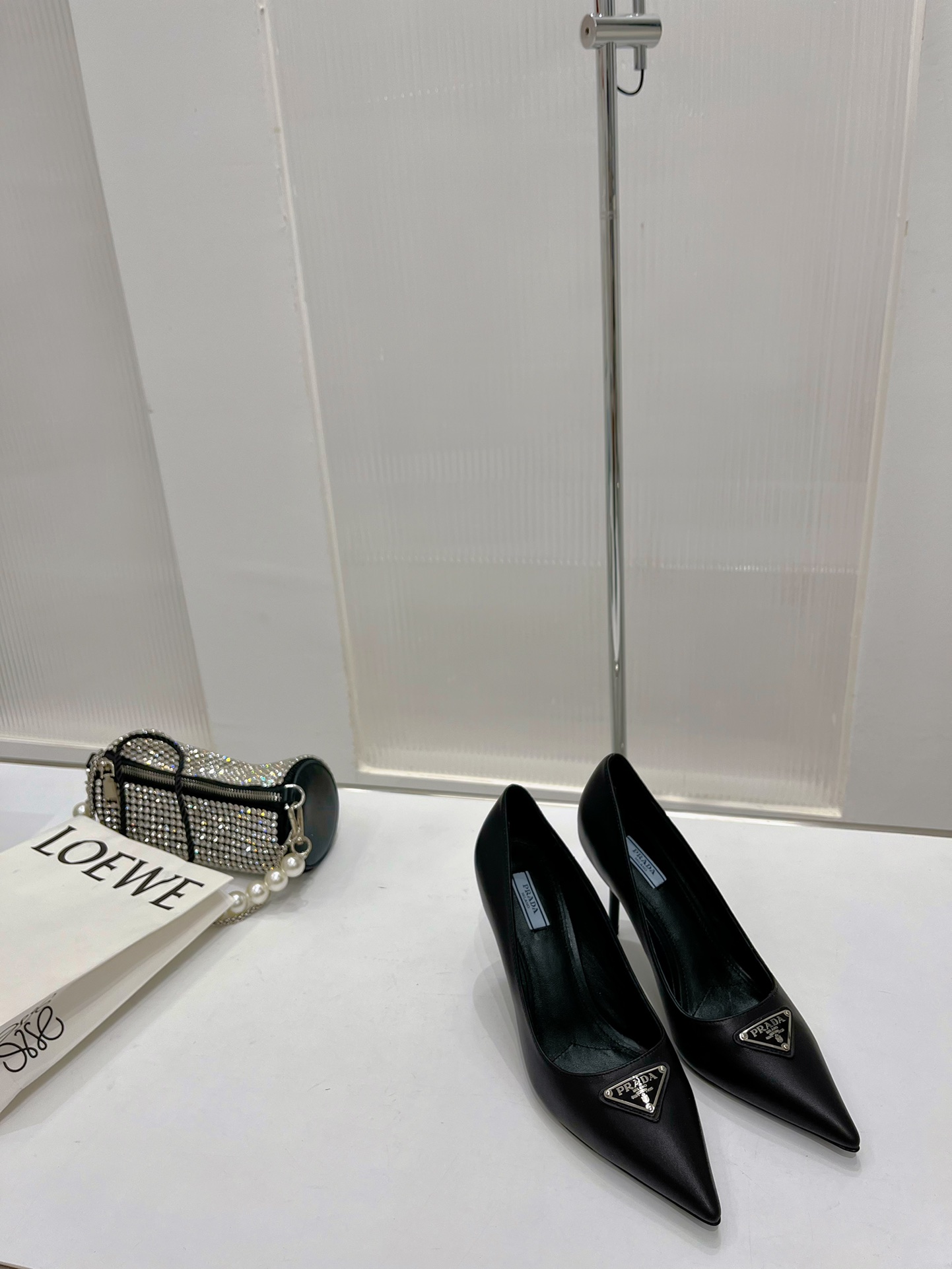 Pra*a brushed leather pumps black 1i001n