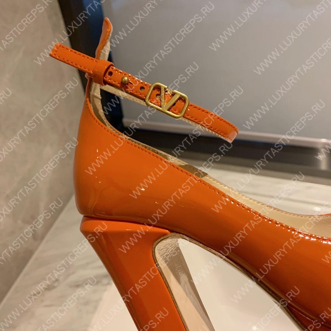 VALENTINO TAN-GO PLATFORM PUMP ORANGE WS0DQ3VNE_0NO