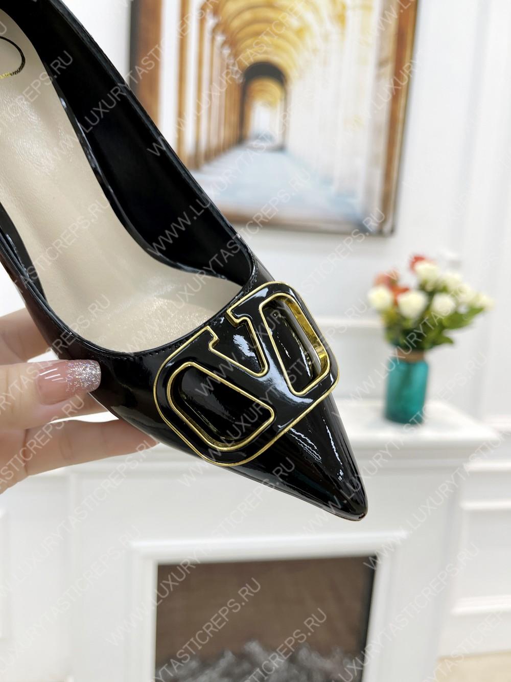 VALENTINO V BUCKLE PUMPS BLACK 1W2S0FH8LAFGF9