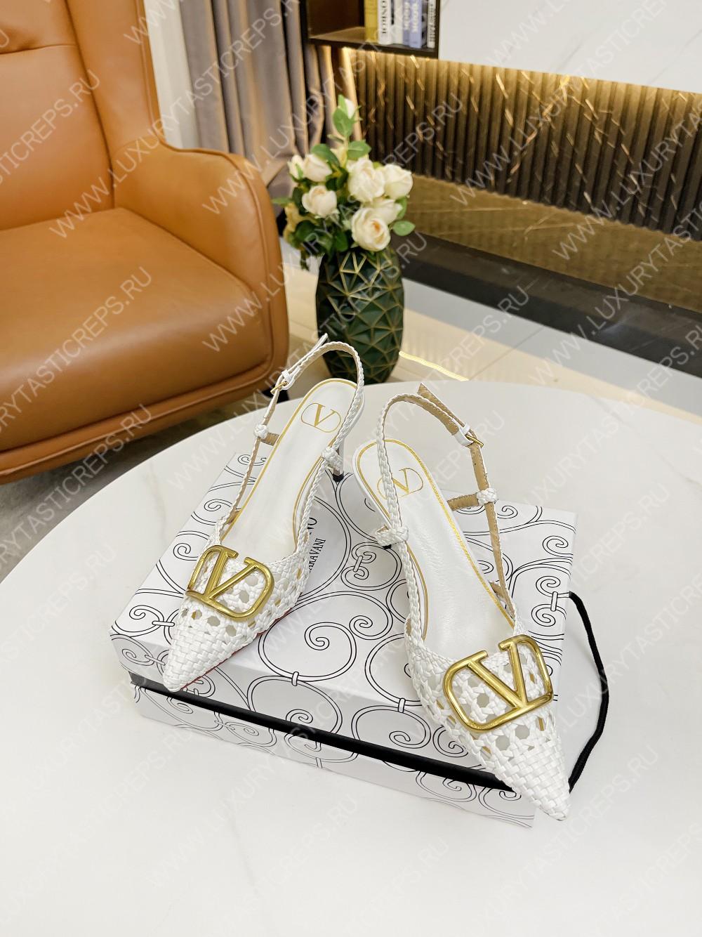 VALENTINO VLOGO SIGNATURE SLINGBACK PUMP WHITE 2W2S0R01TMK
