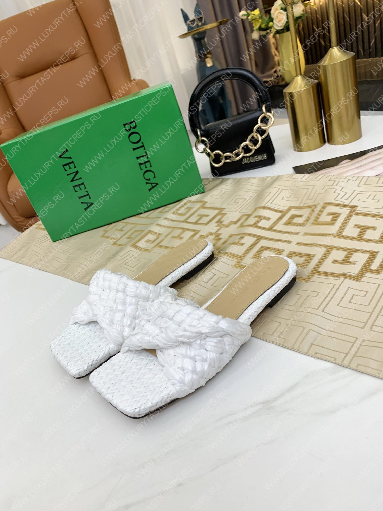 bo*te*ga Ve*ne*ta dot wave sandal white 708880v