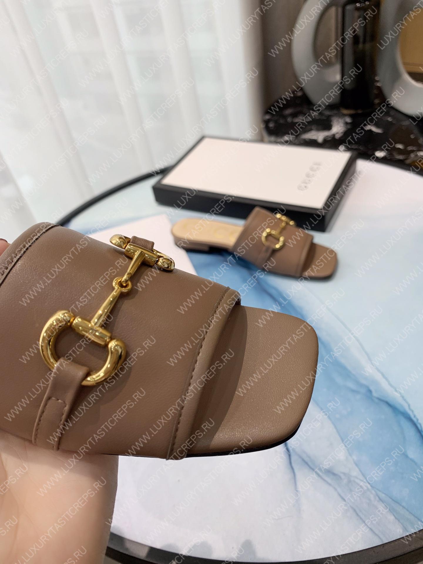 G*u*i slides beige 623111