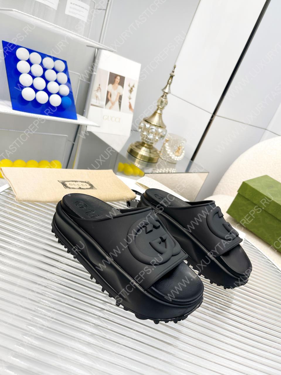 G*u*i slide sandal black 692845