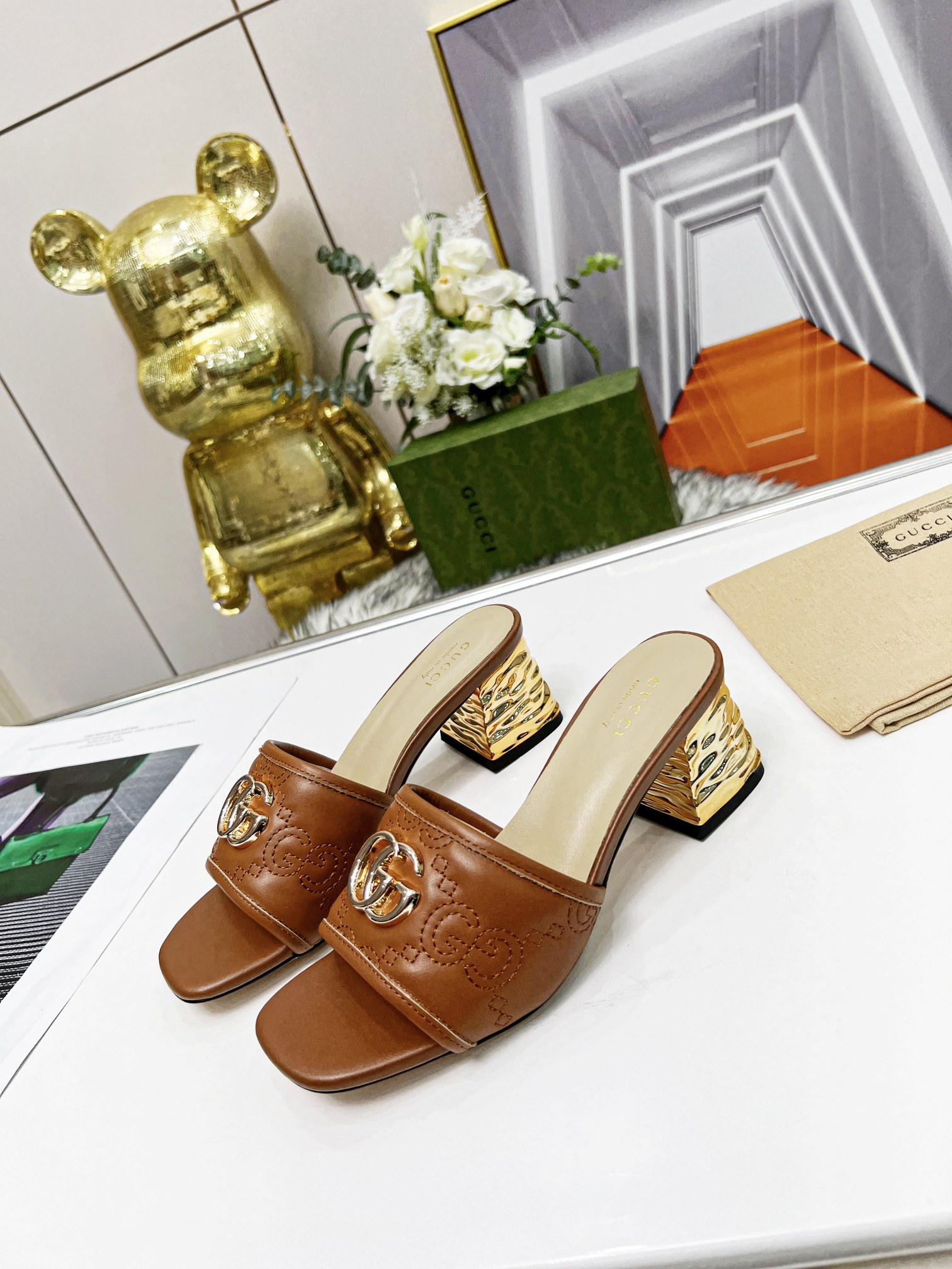 G*u*i interlocking g sandal brown 694450