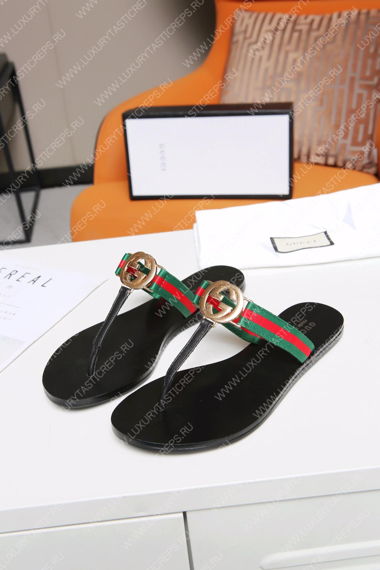 G*u*i black web stripe flip-flops green and red 630307