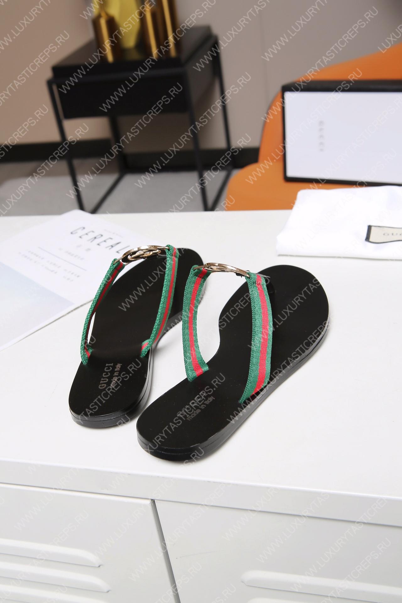 G*u*i black web stripe flip-flops green and red 630307