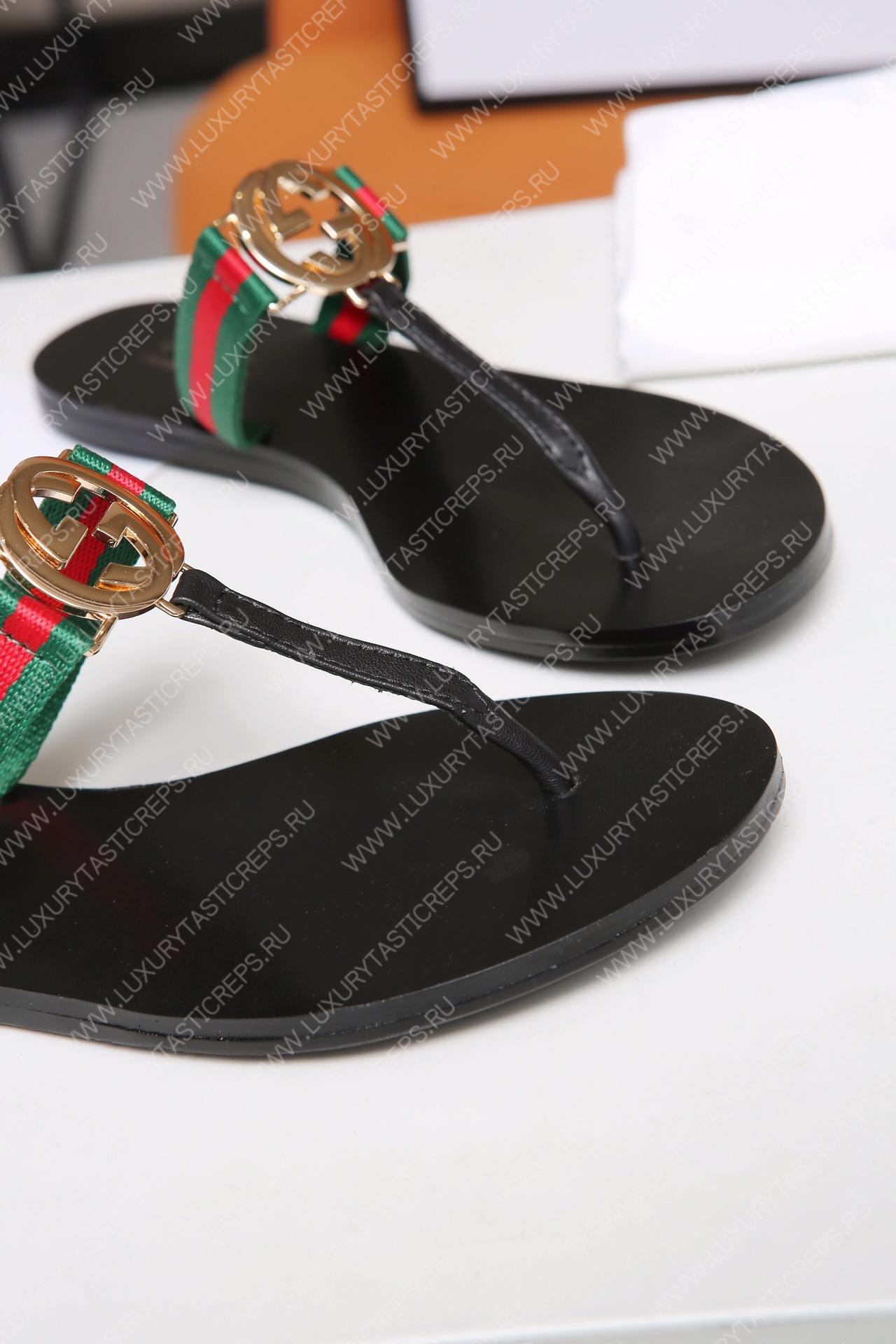 G*u*i black web stripe flip-flops green and red 630307