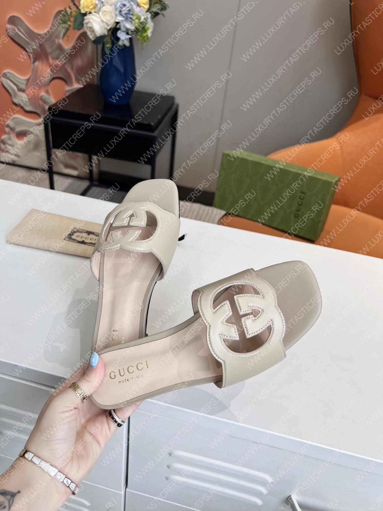 G*u*i interlocking g cut-out slide sandal grey 694450