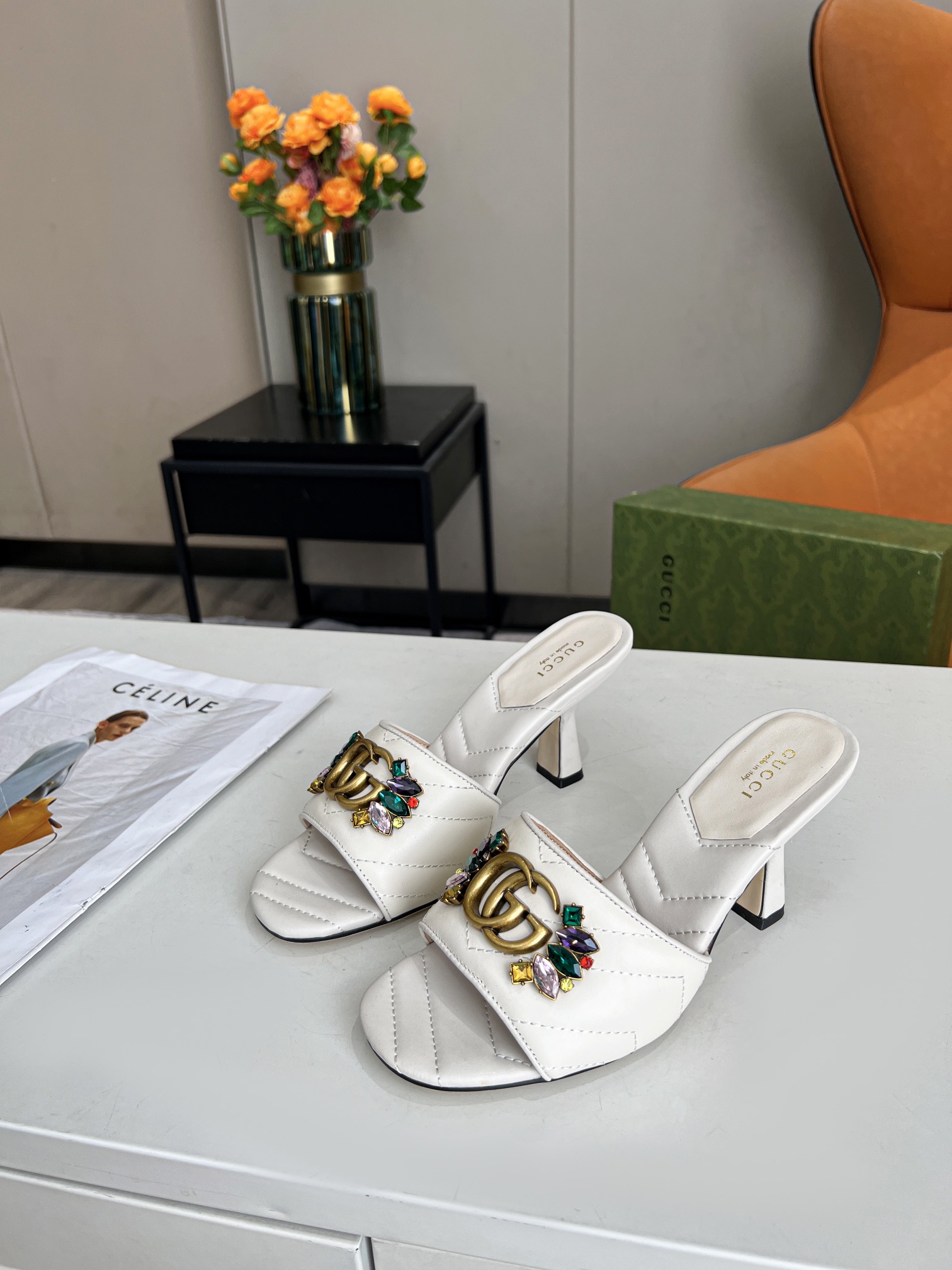 G*u*i women’s double g slide sandal leather white 4183228