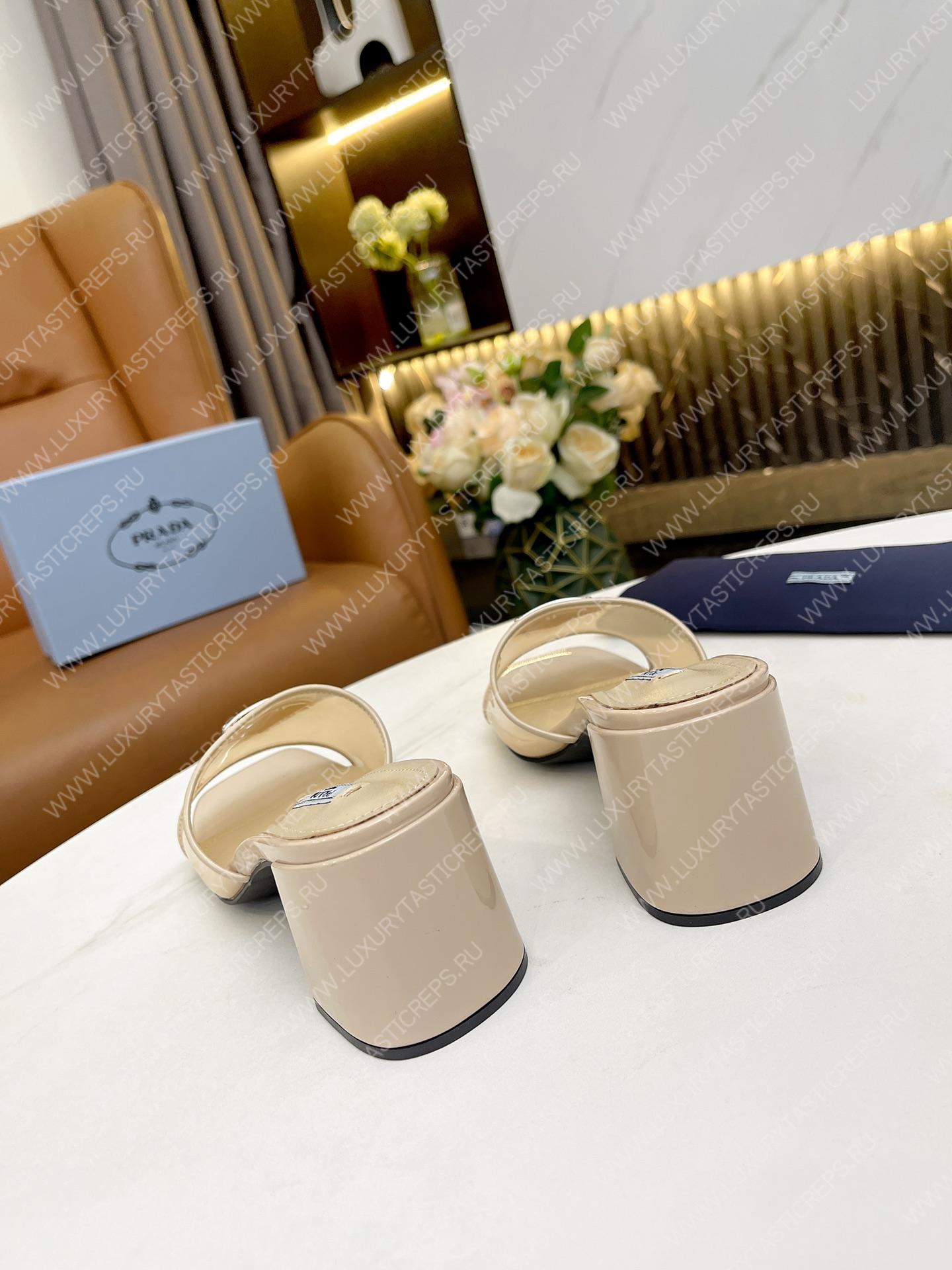Pra*a plexiglas & patent leather sandals nude 1xx644