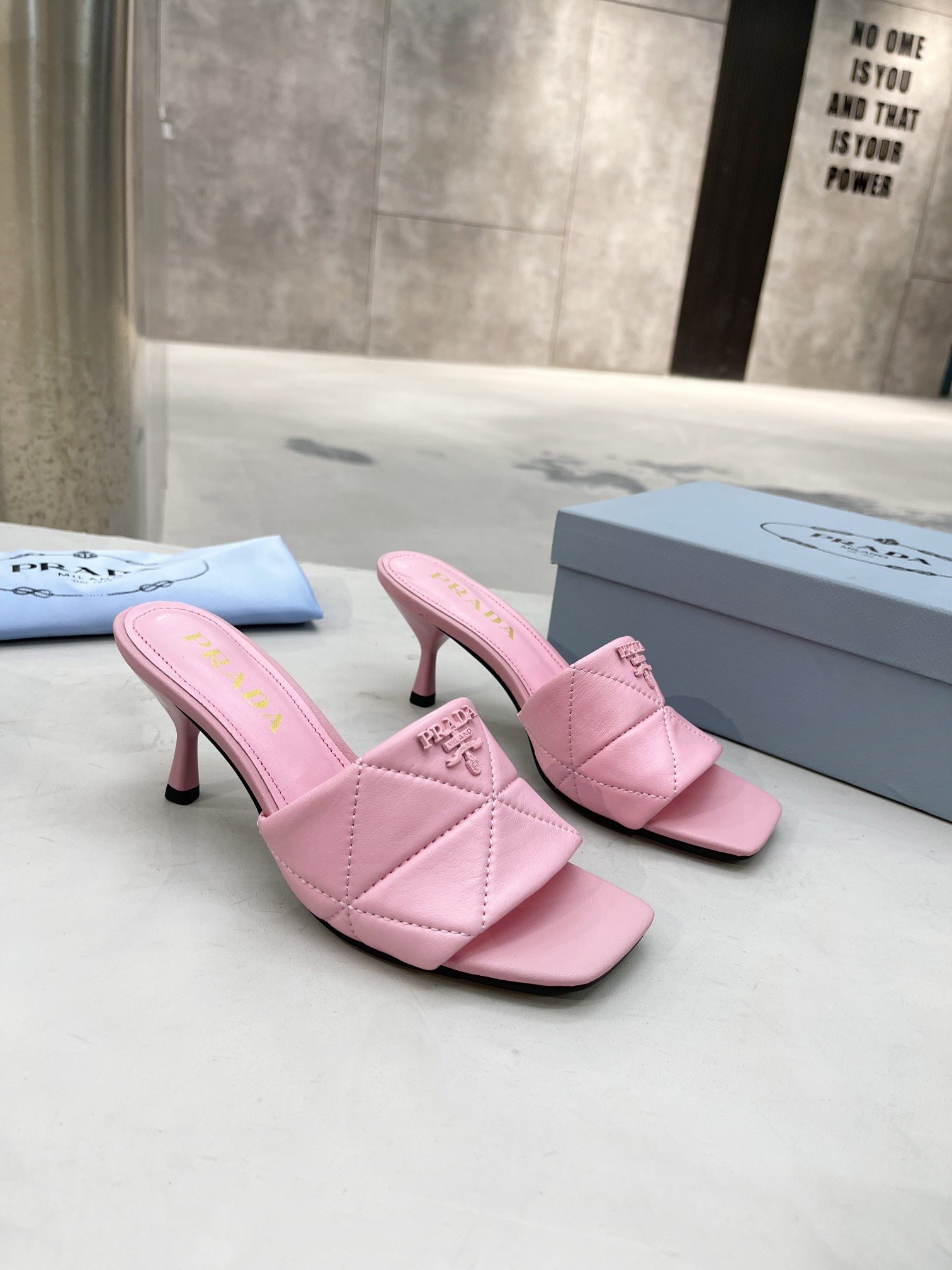 Pra*a quilted nappa leather heeled sandals pink 1xx583