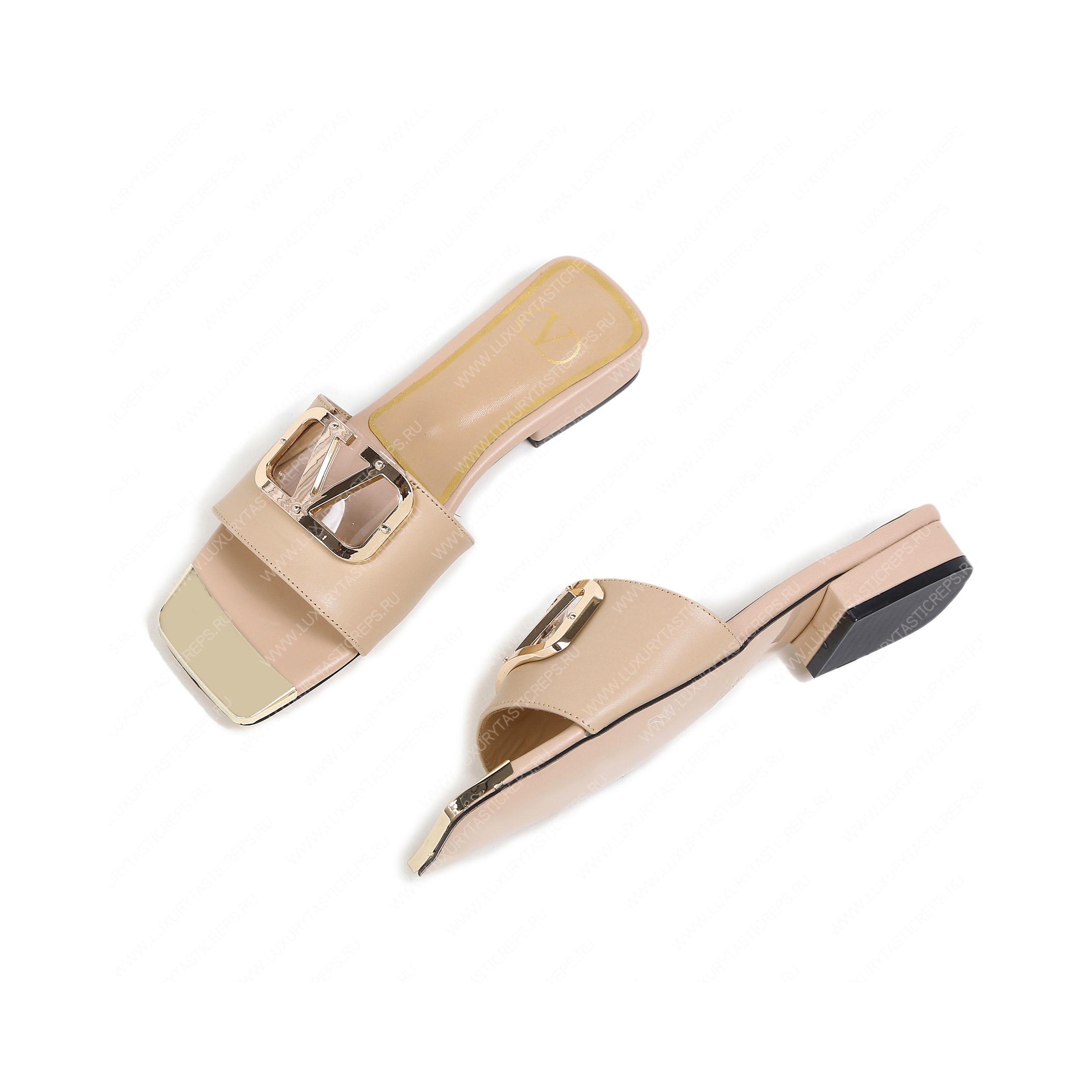 VALENTINO VLOGO SIGNATURE SLIDE SANDAL FAWN ZW2S0M21HWS0CR