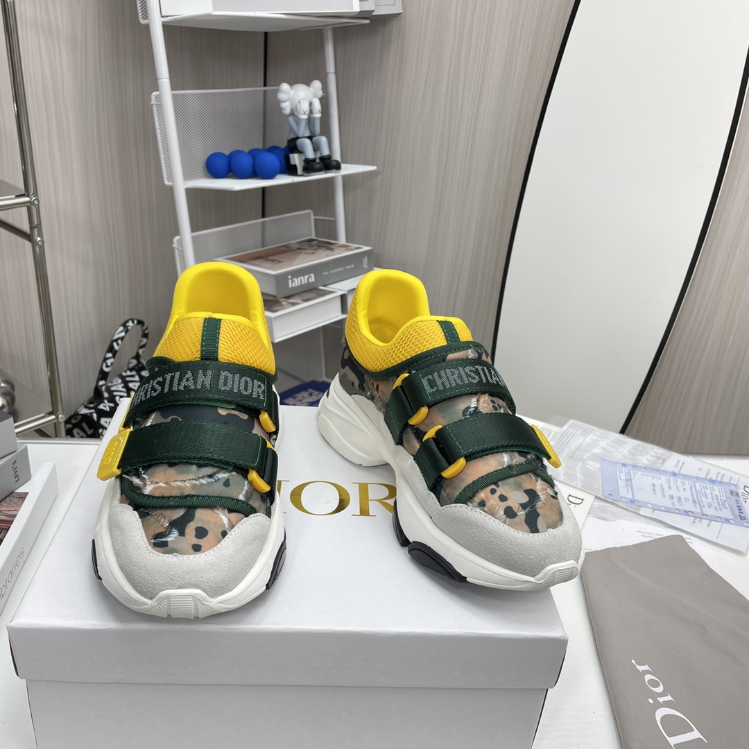 ch**an D*or d-wander sneakers cypress green/multicolor kck299ctd