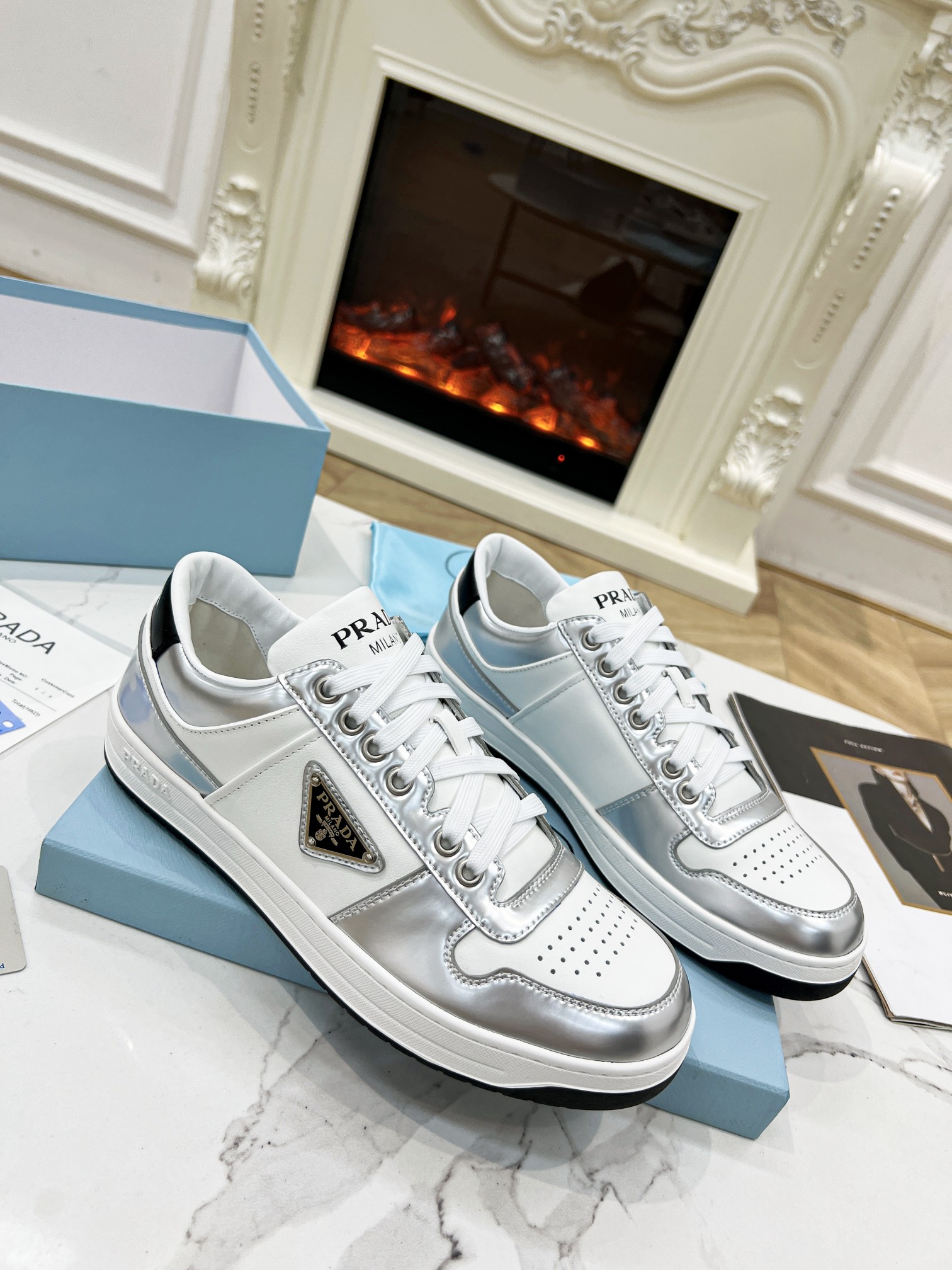 Pra*a downtown leather sneakers white/silver 2ee364