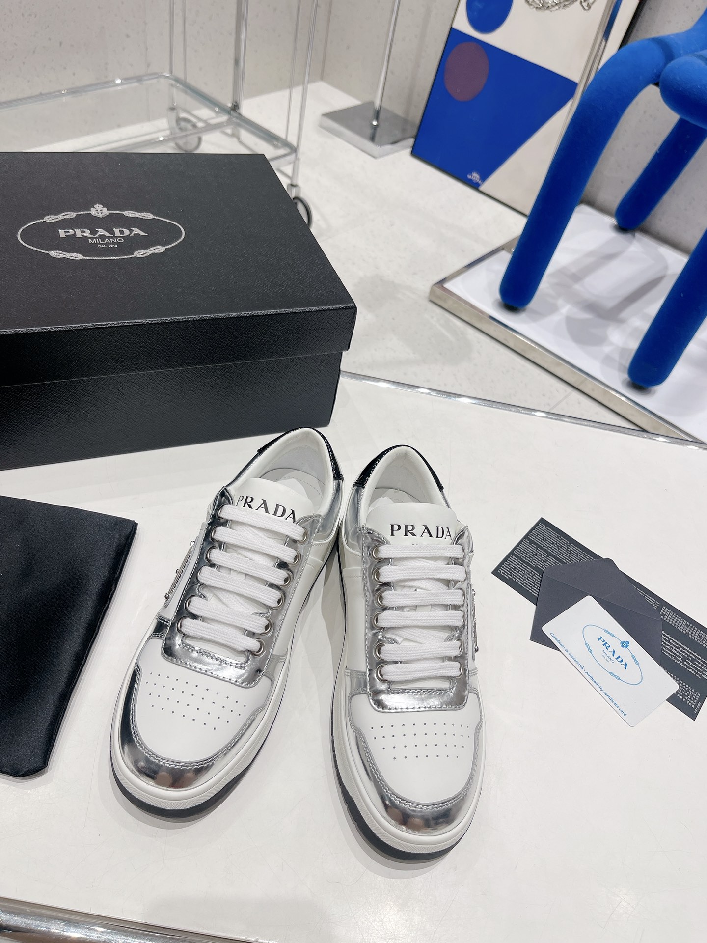 Pra*a downtown leather sneakers white/silver 2ee364