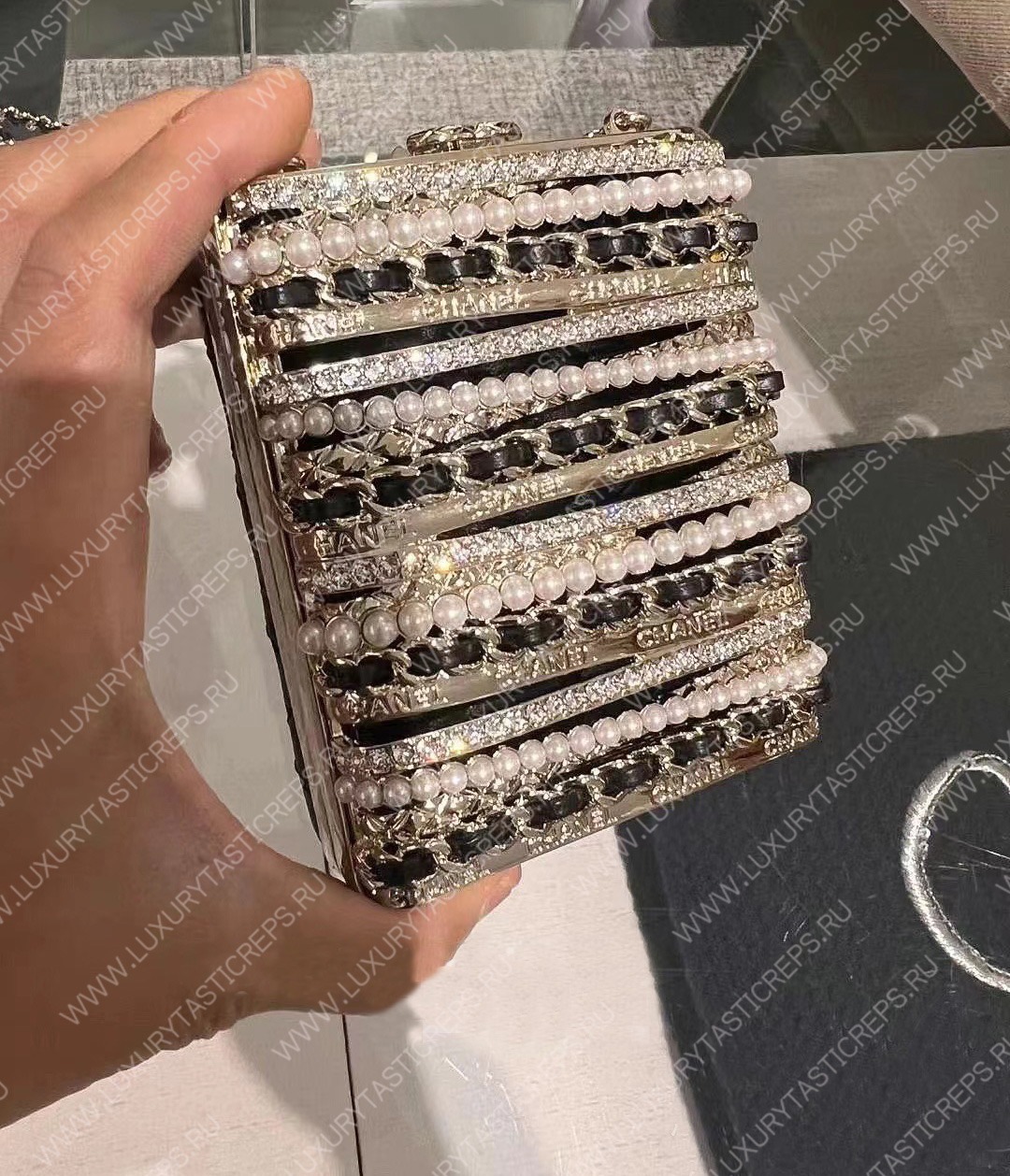 Ch*el small evening bag strass imitation pearls gold black white as3528